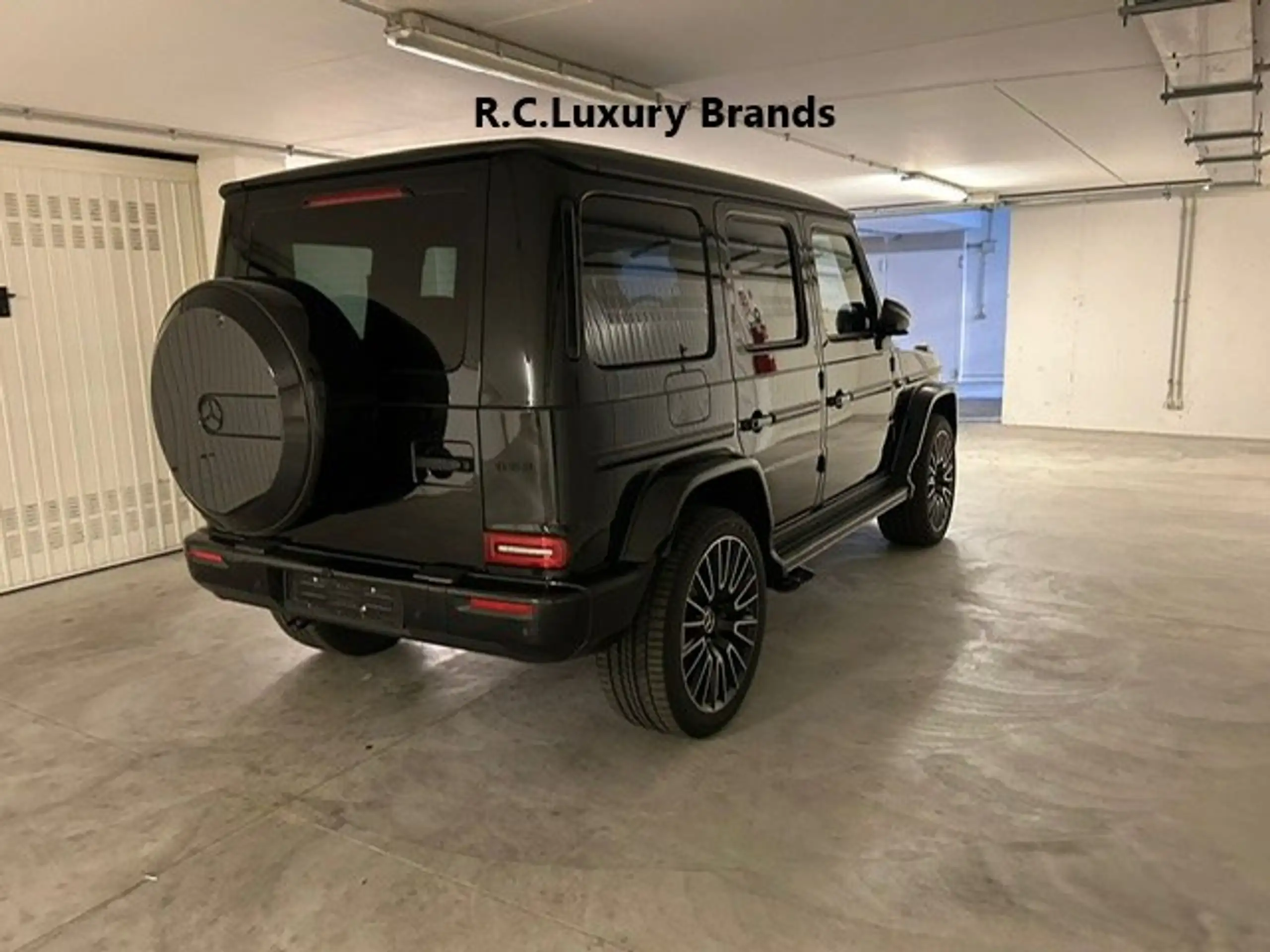 Mercedes-Benz - G 63 AMG