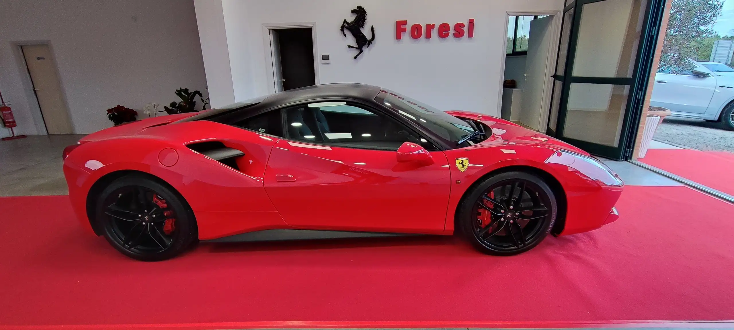 Ferrari - 488