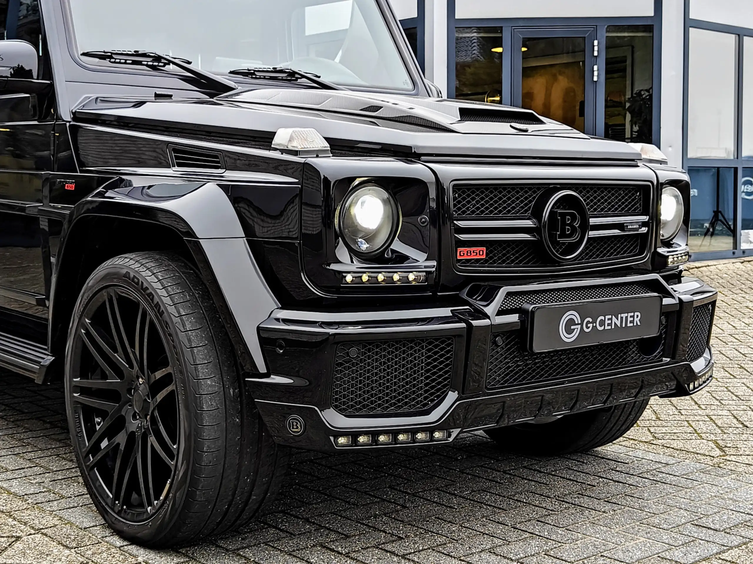 Mercedes-Benz - G