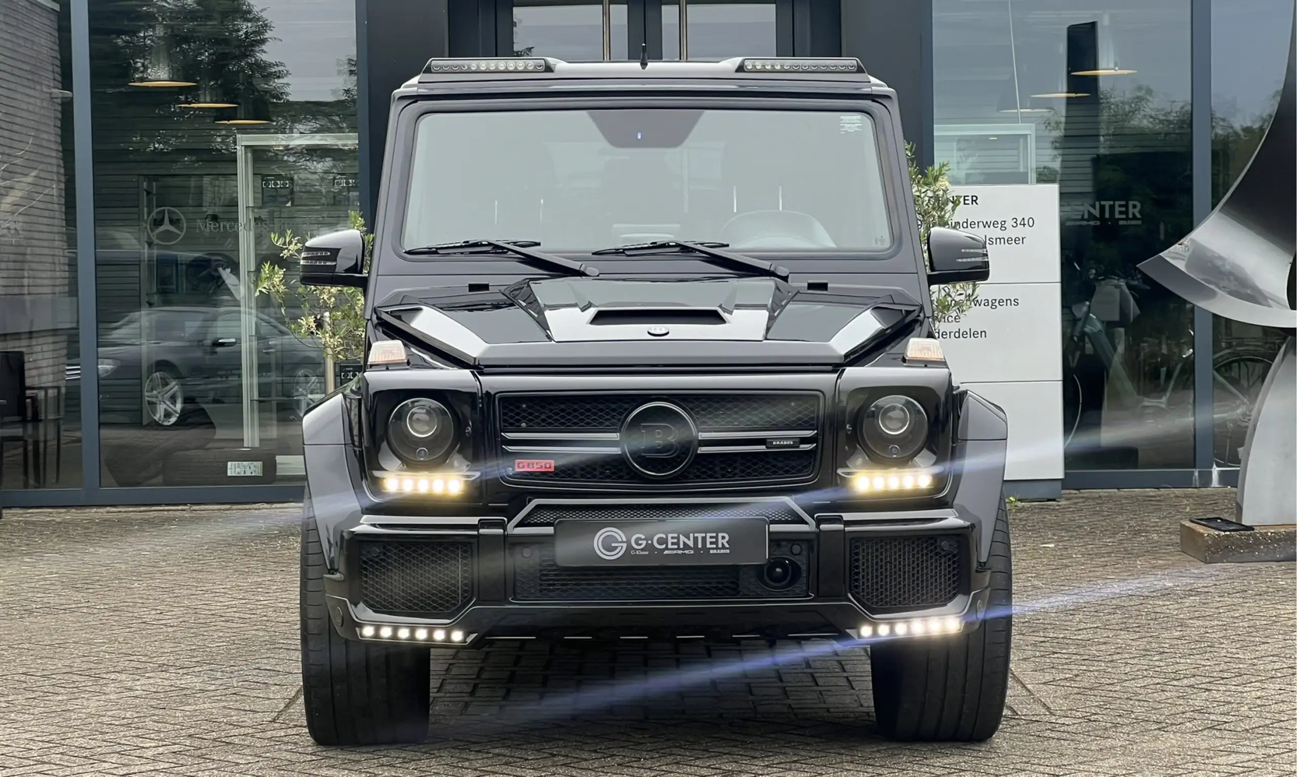 Mercedes-Benz - G