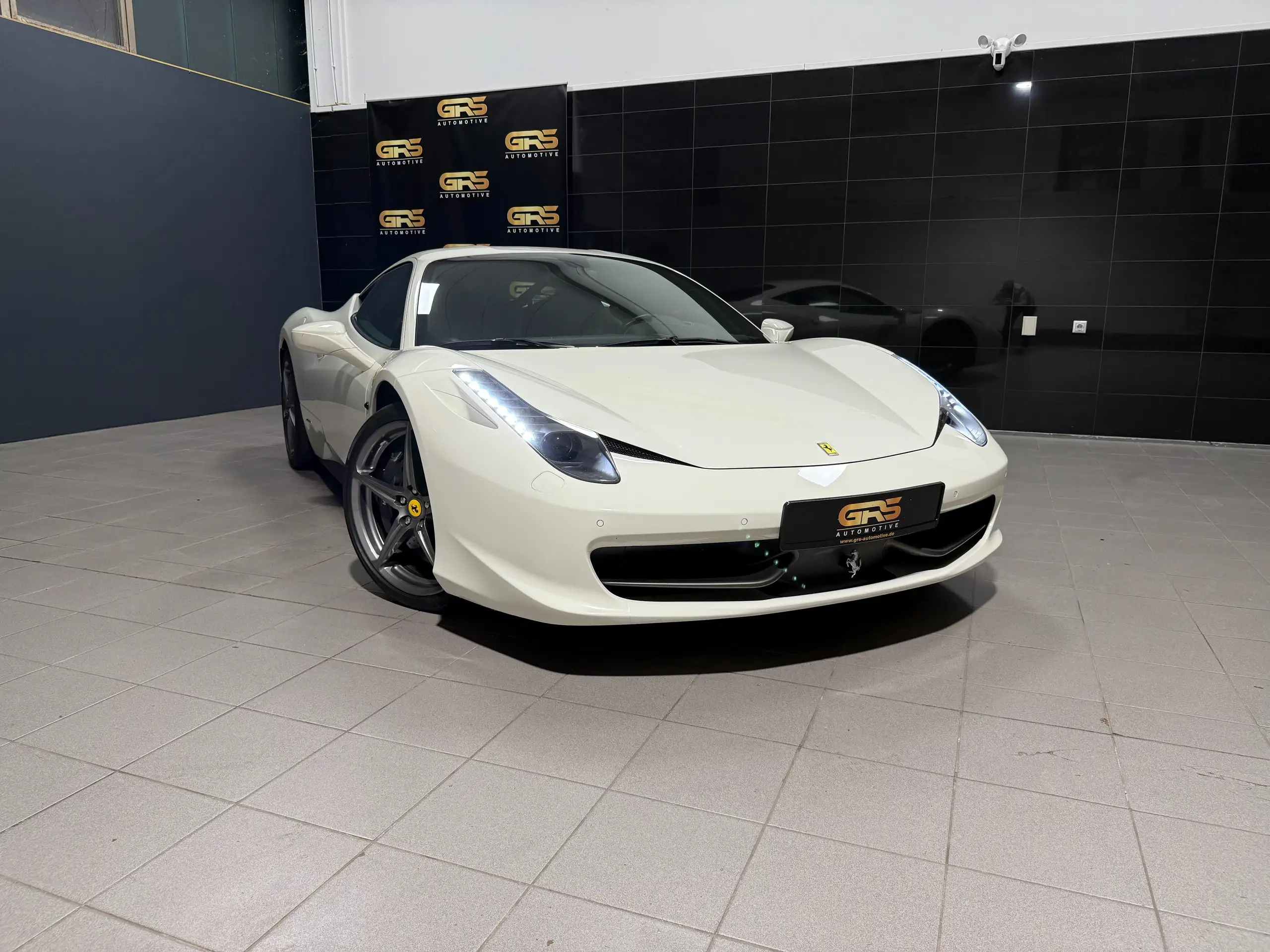 Ferrari - 458