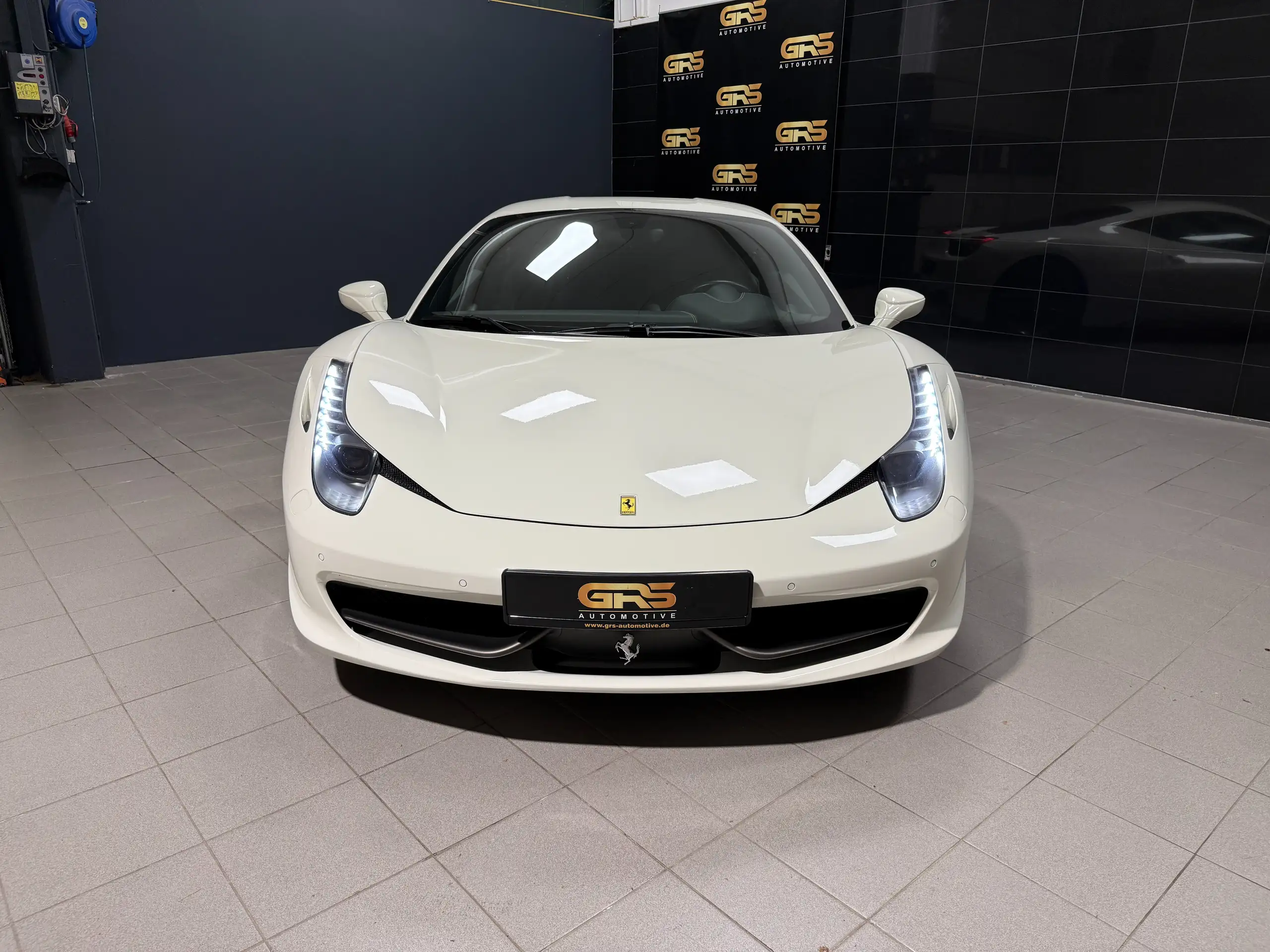 Ferrari - 458