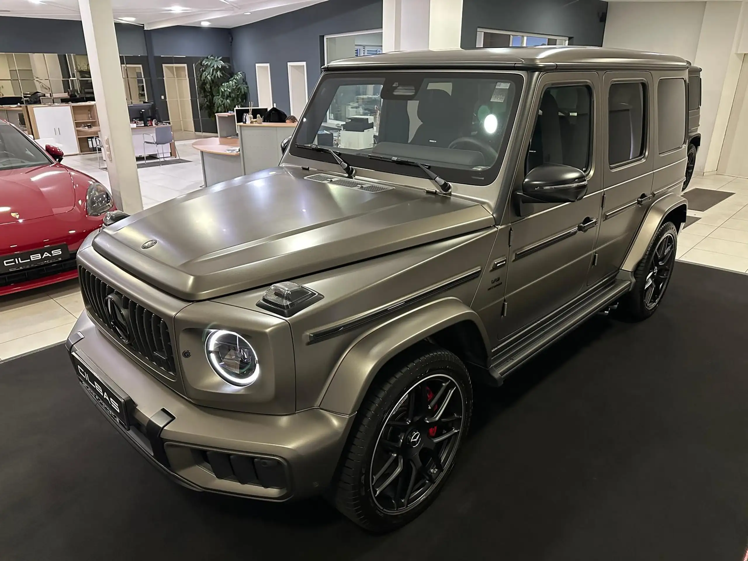 Mercedes-Benz - G 63 AMG