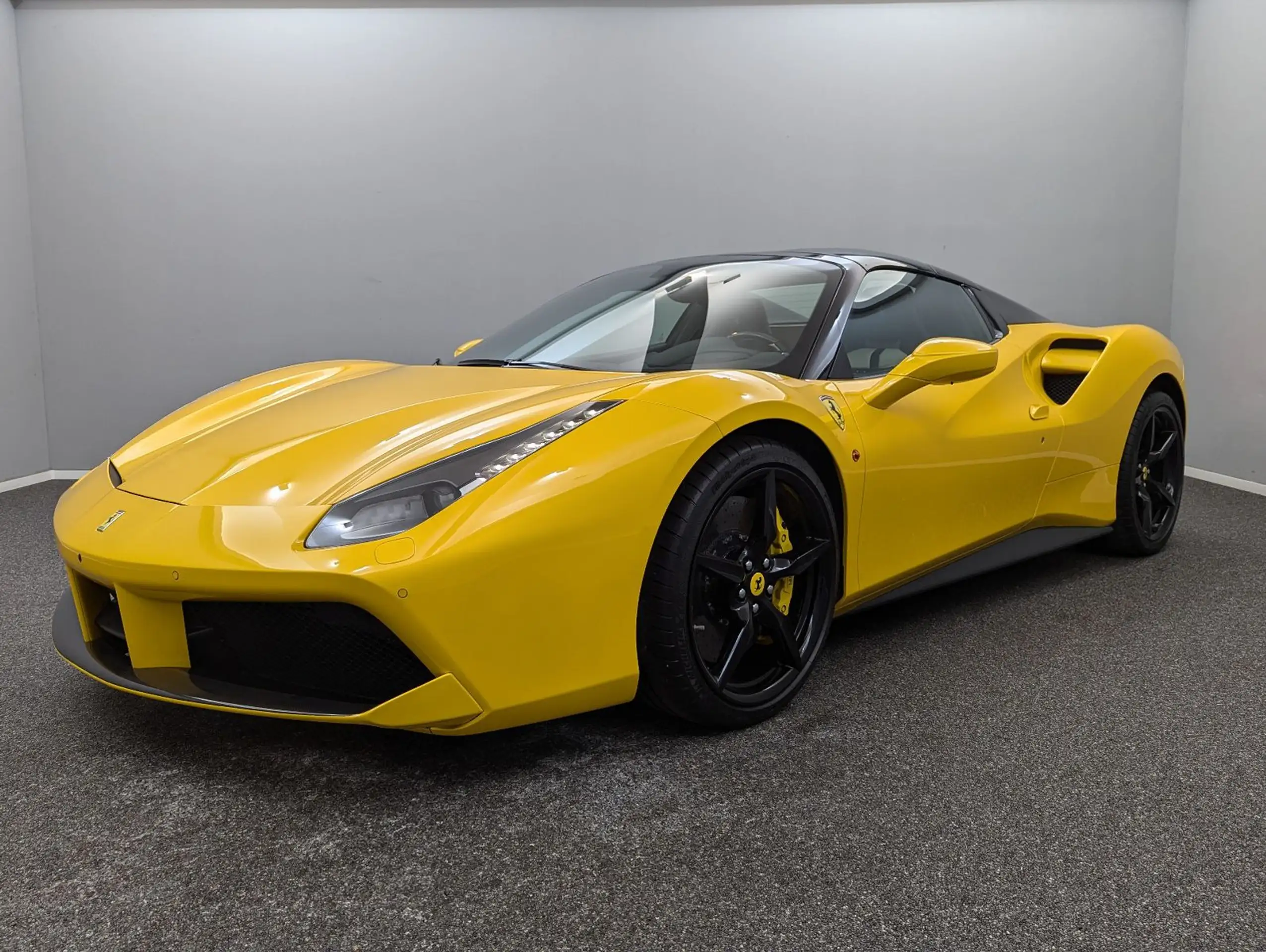 Ferrari - 488