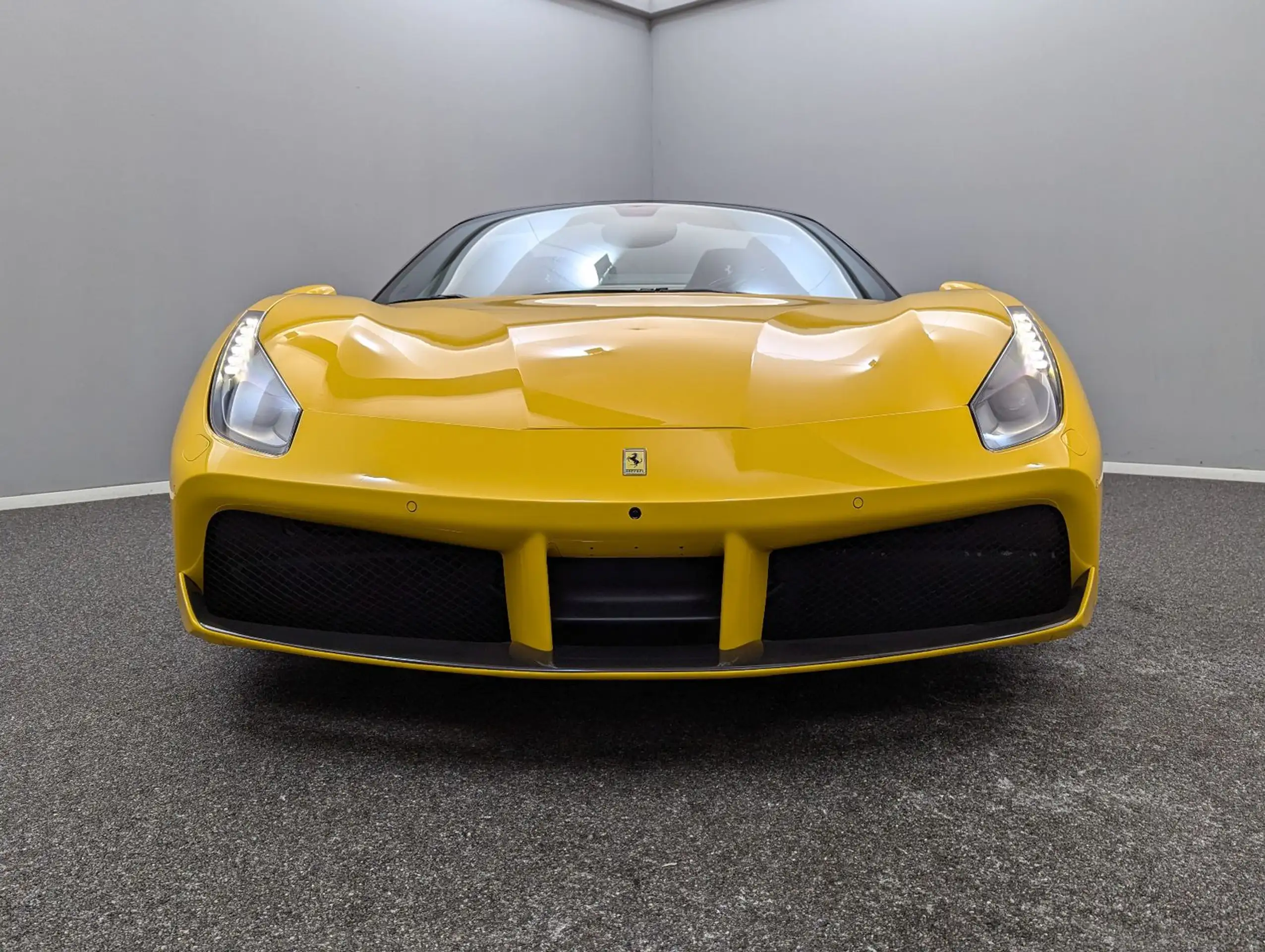 Ferrari - 488