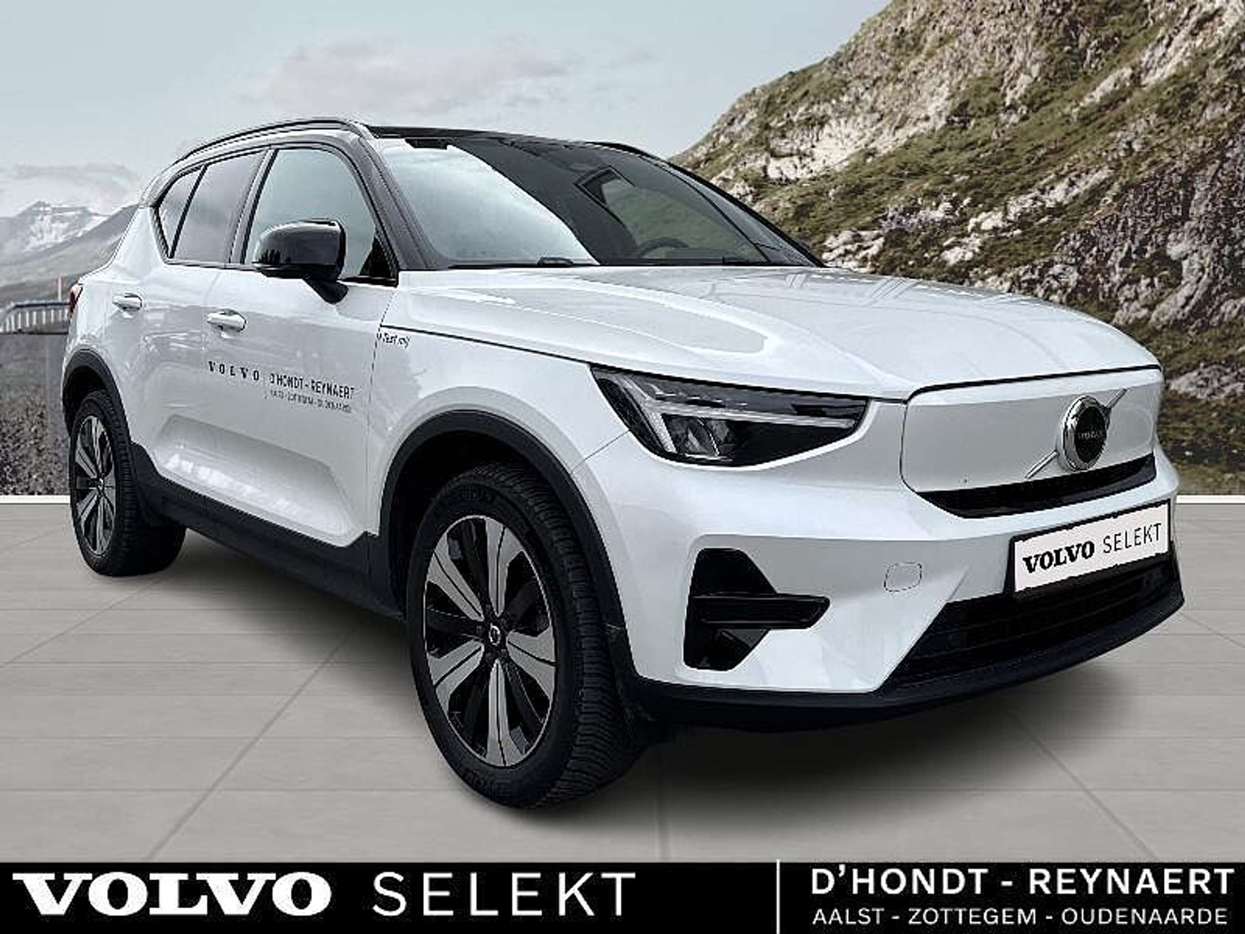 Volvo - XC40