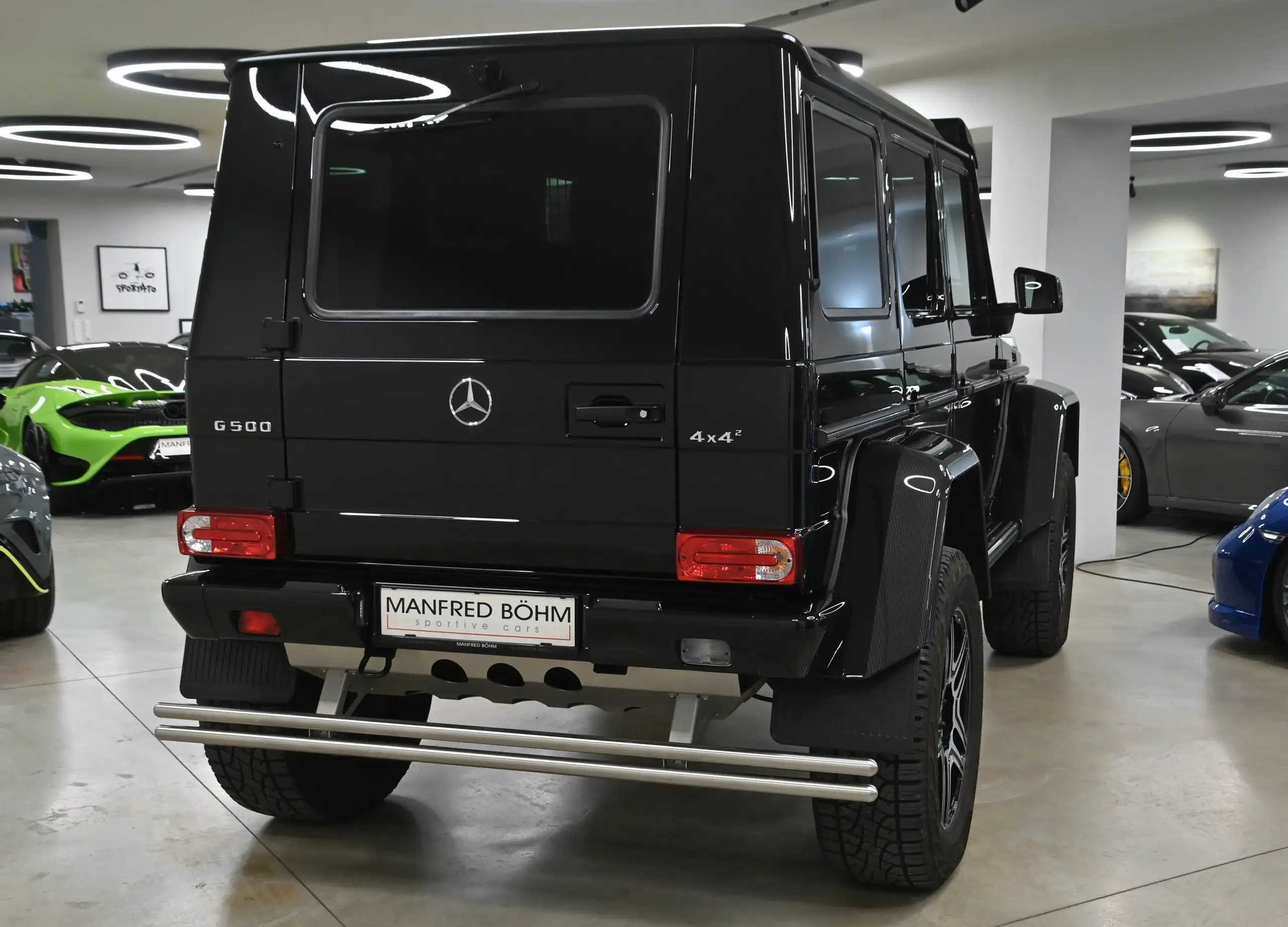 Mercedes-Benz - G 500