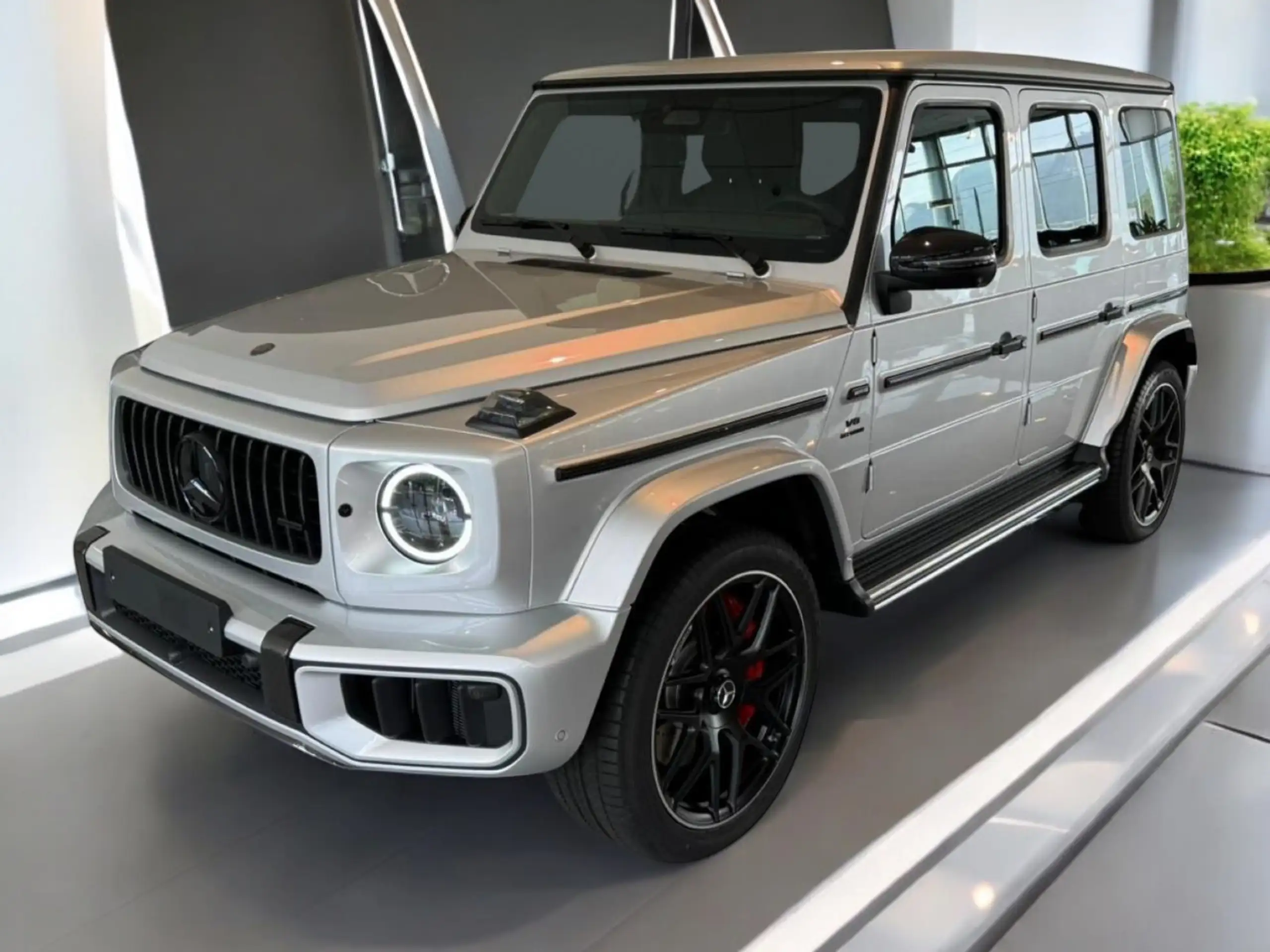 Mercedes-Benz - G 63 AMG