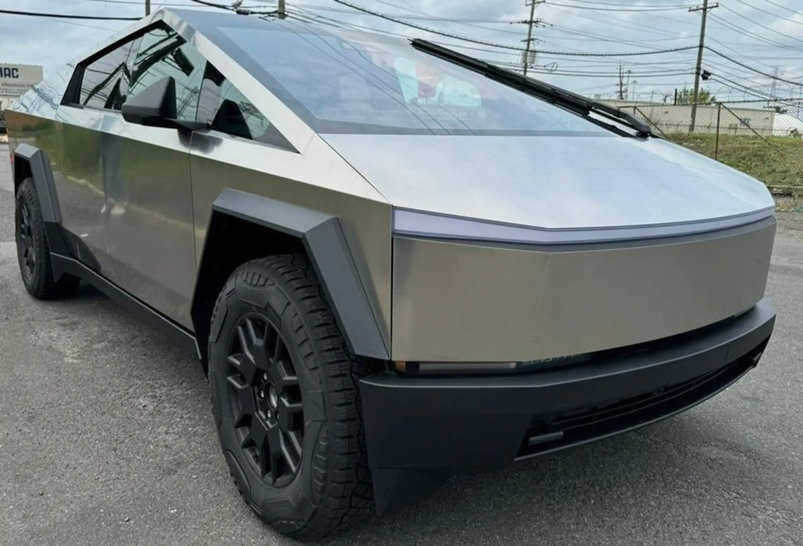 Tesla - Model X