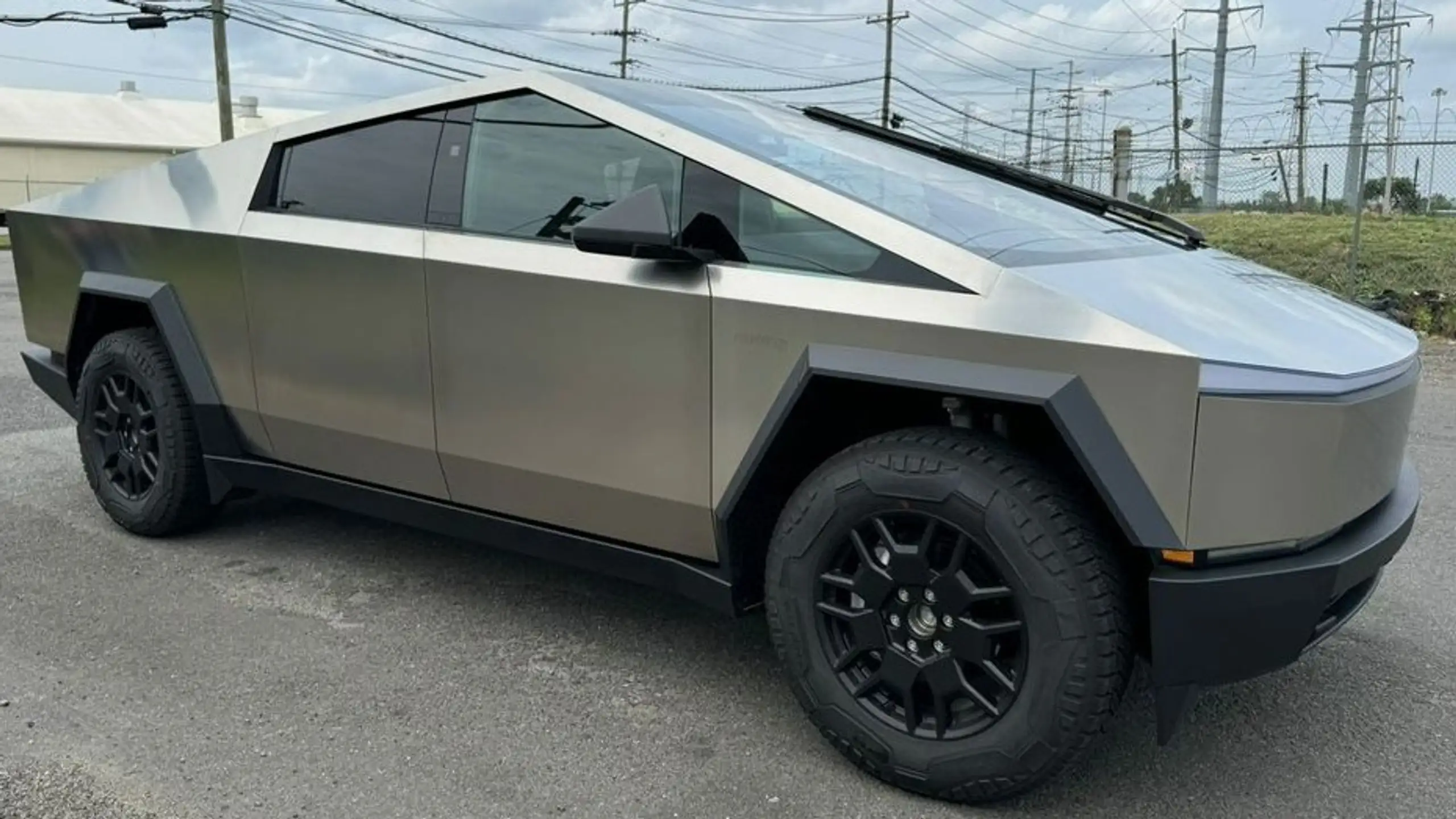 Tesla - Model X