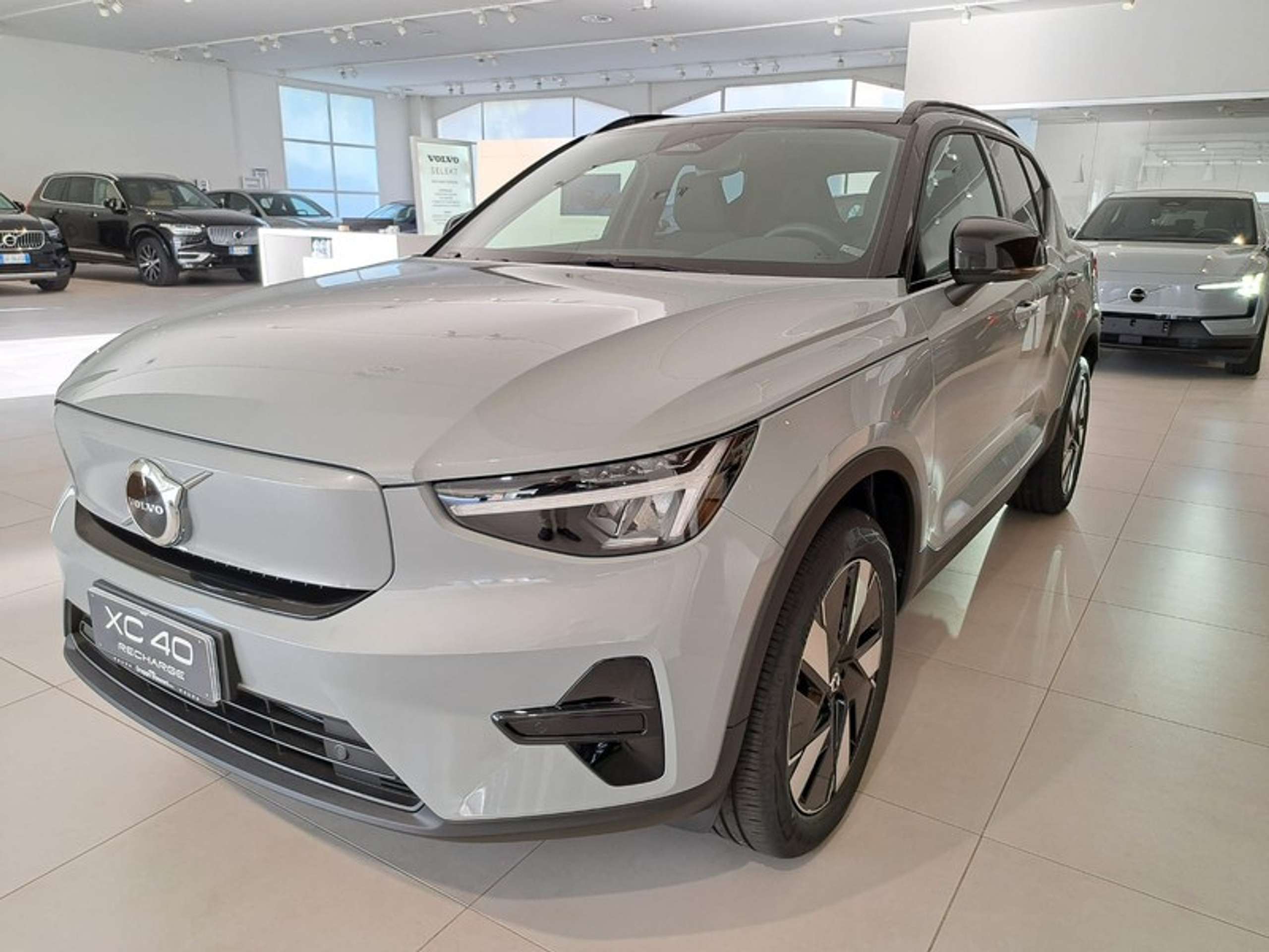 Volvo - XC40