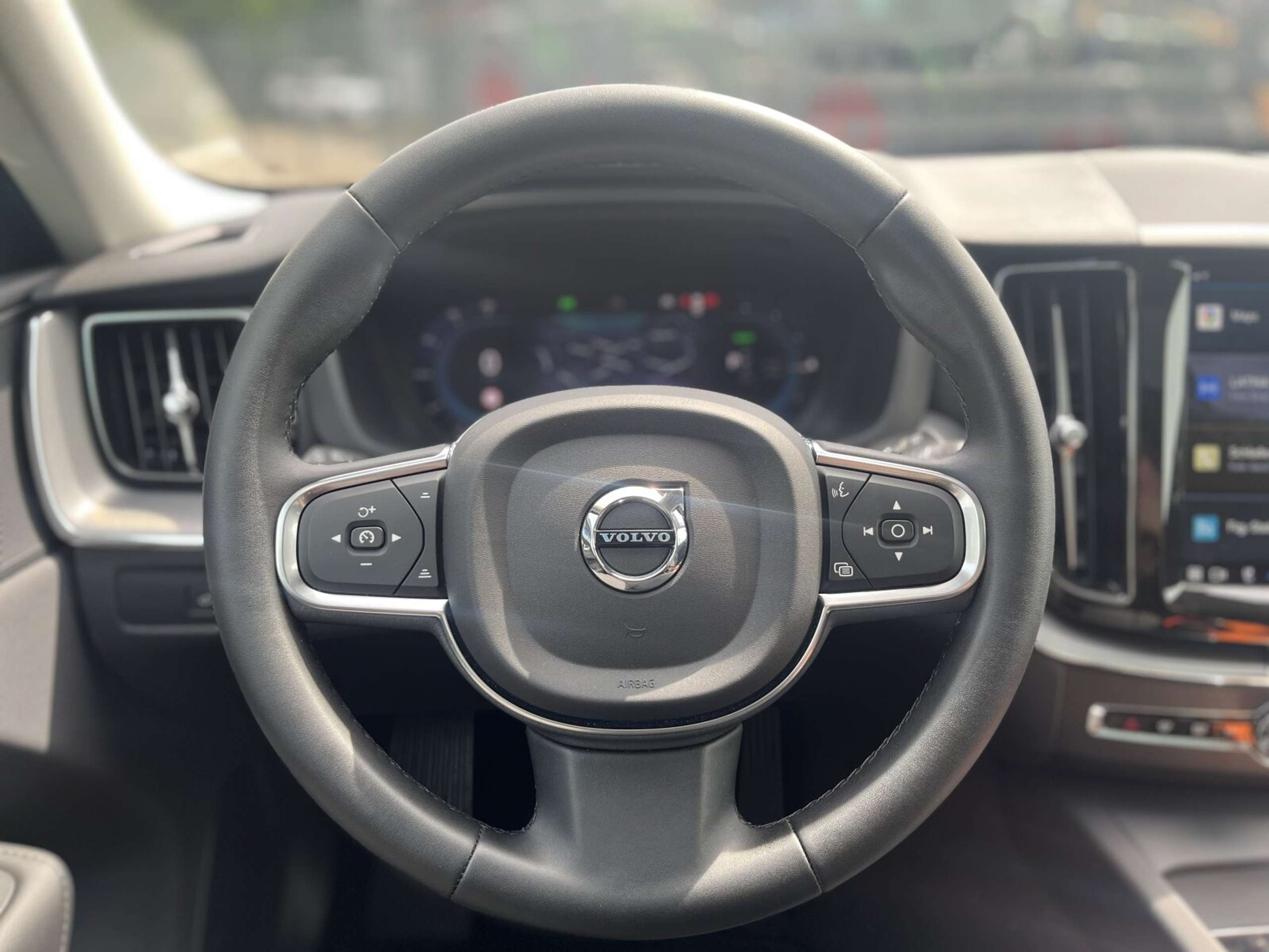 Volvo - XC60