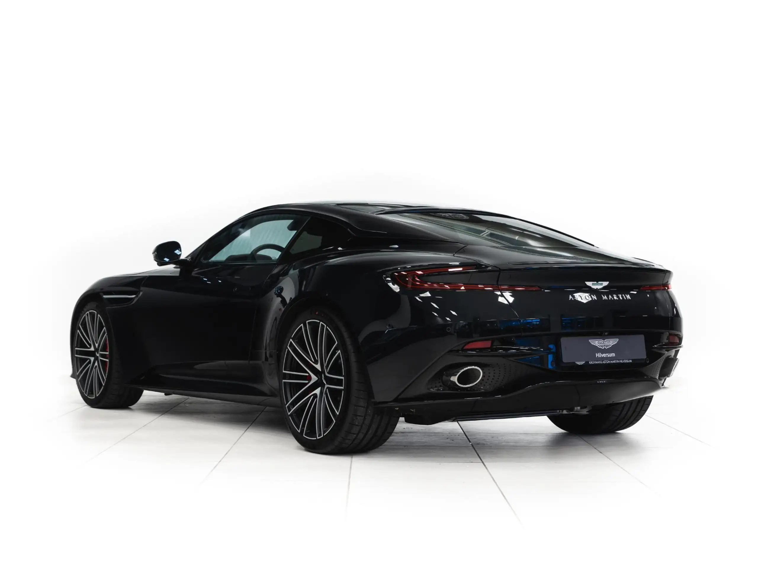 Aston Martin - DB12