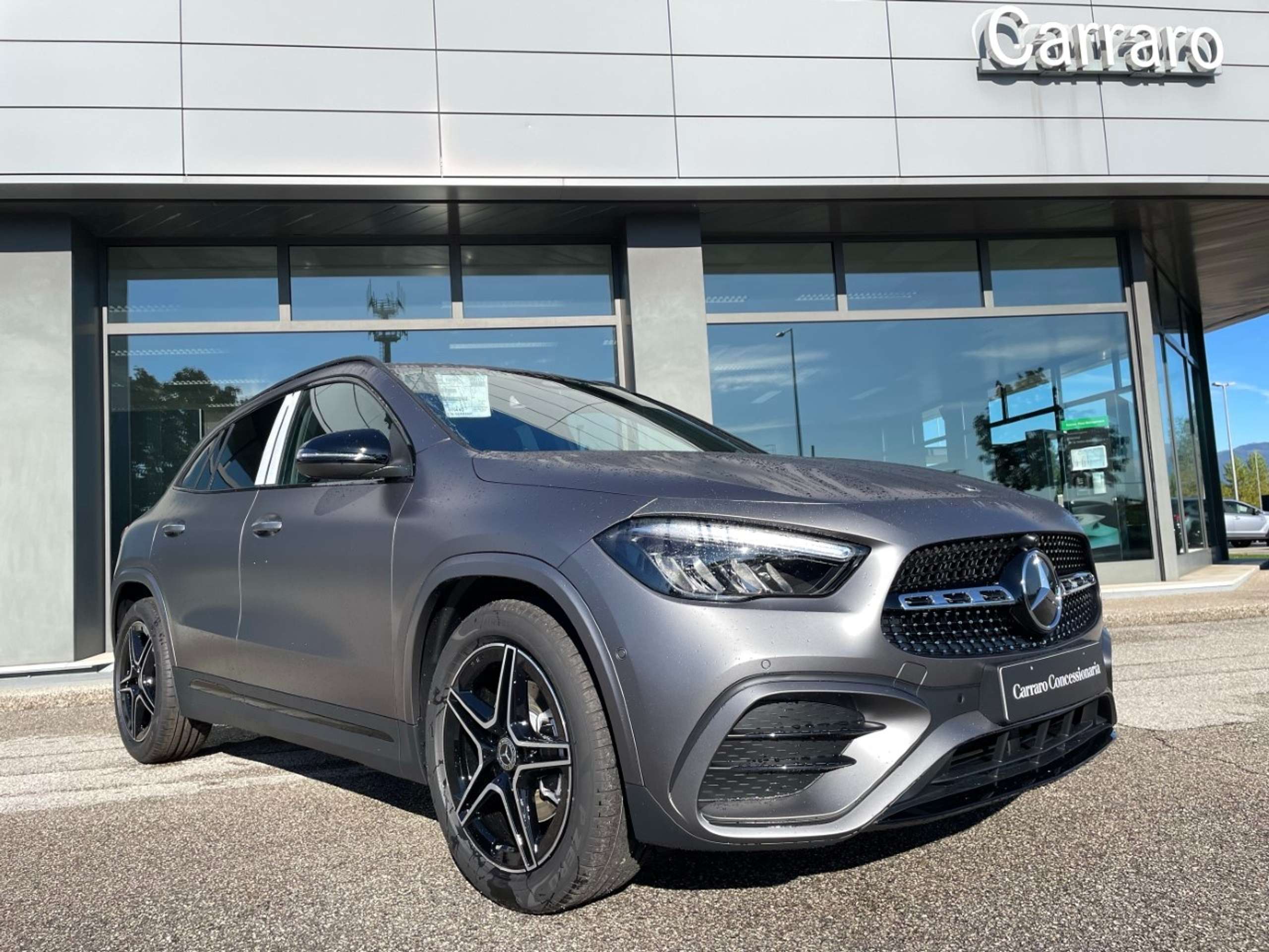 Mercedes-Benz - GLA 200