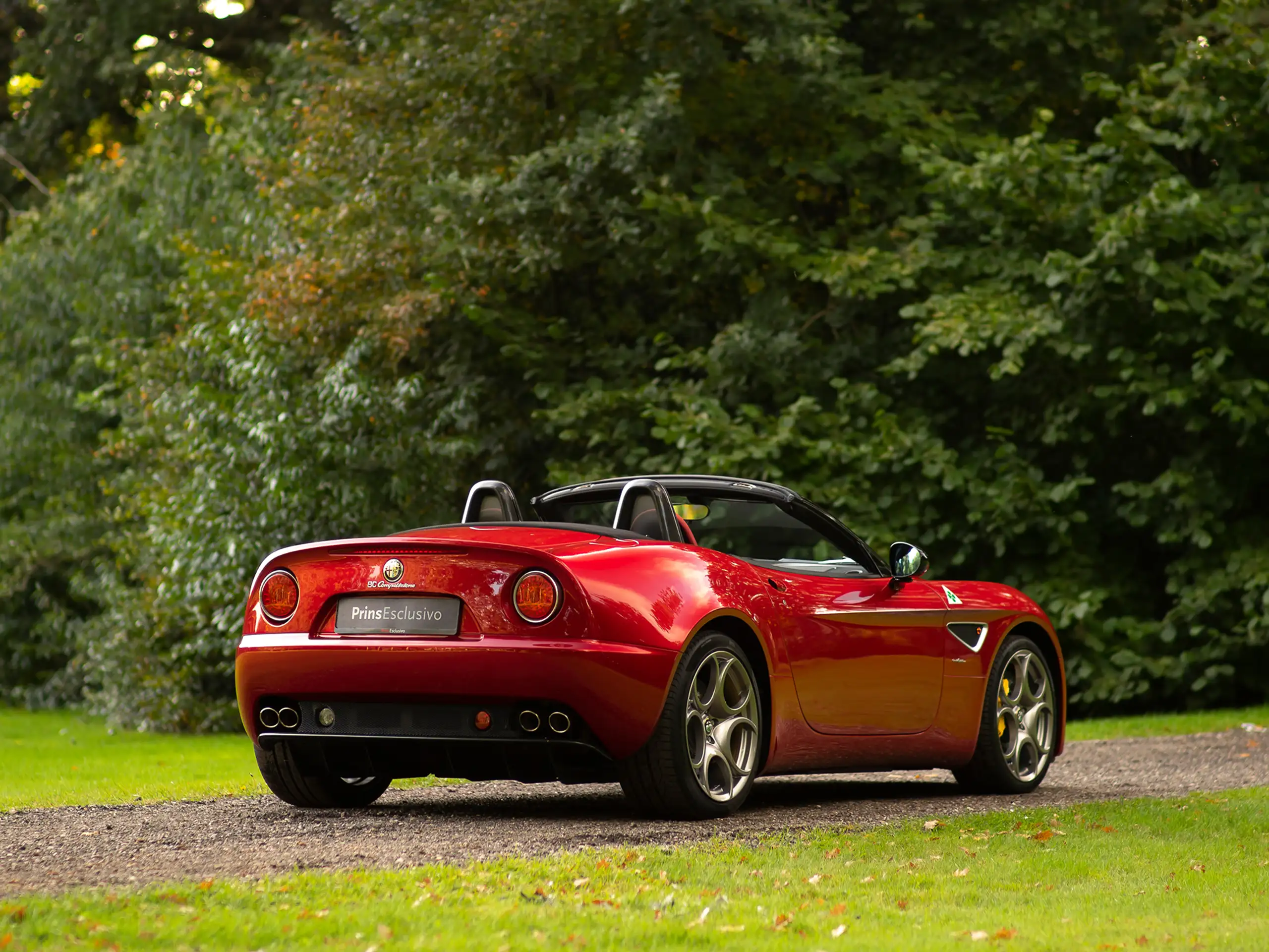 Alfa Romeo - 8C