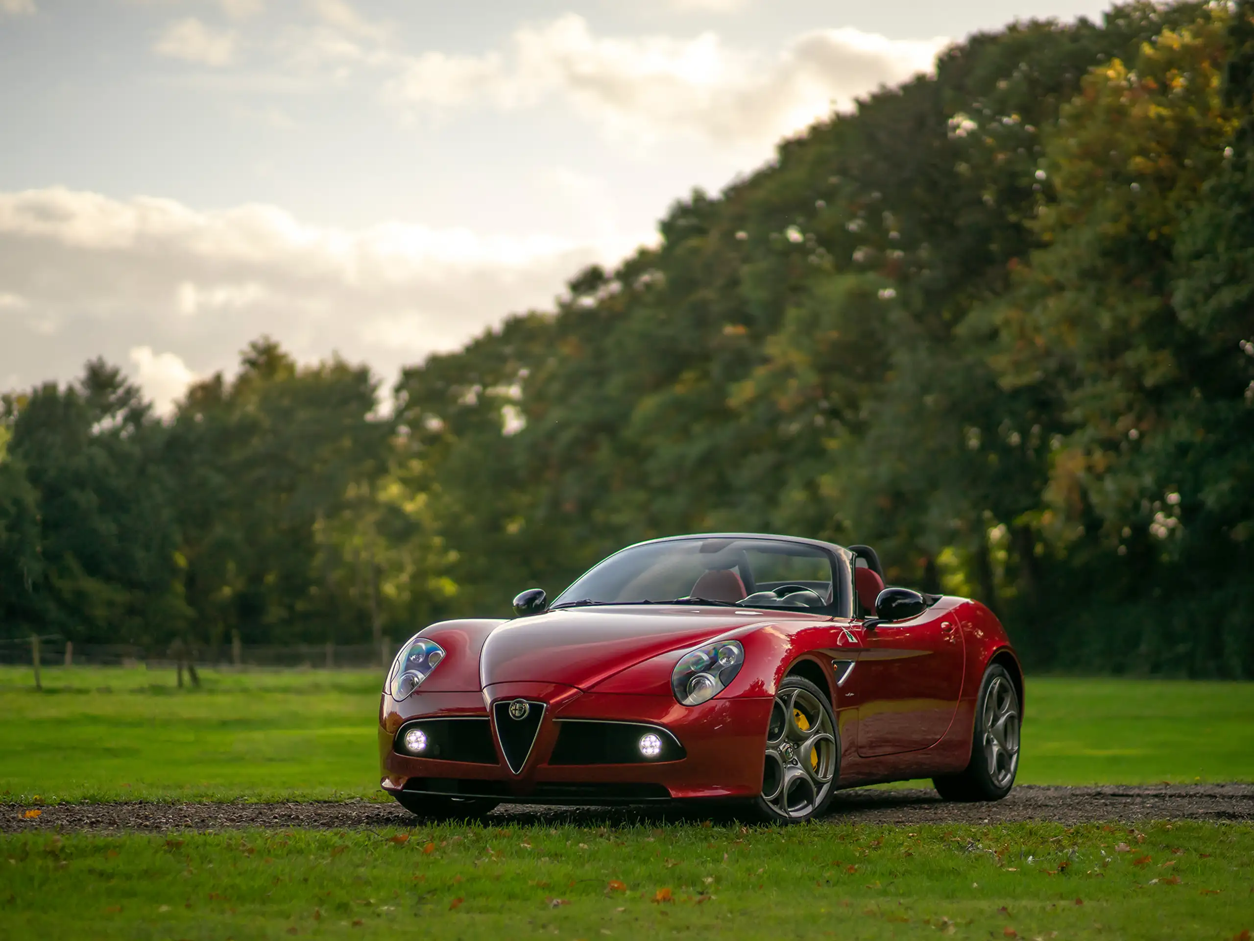 Alfa Romeo - 8C