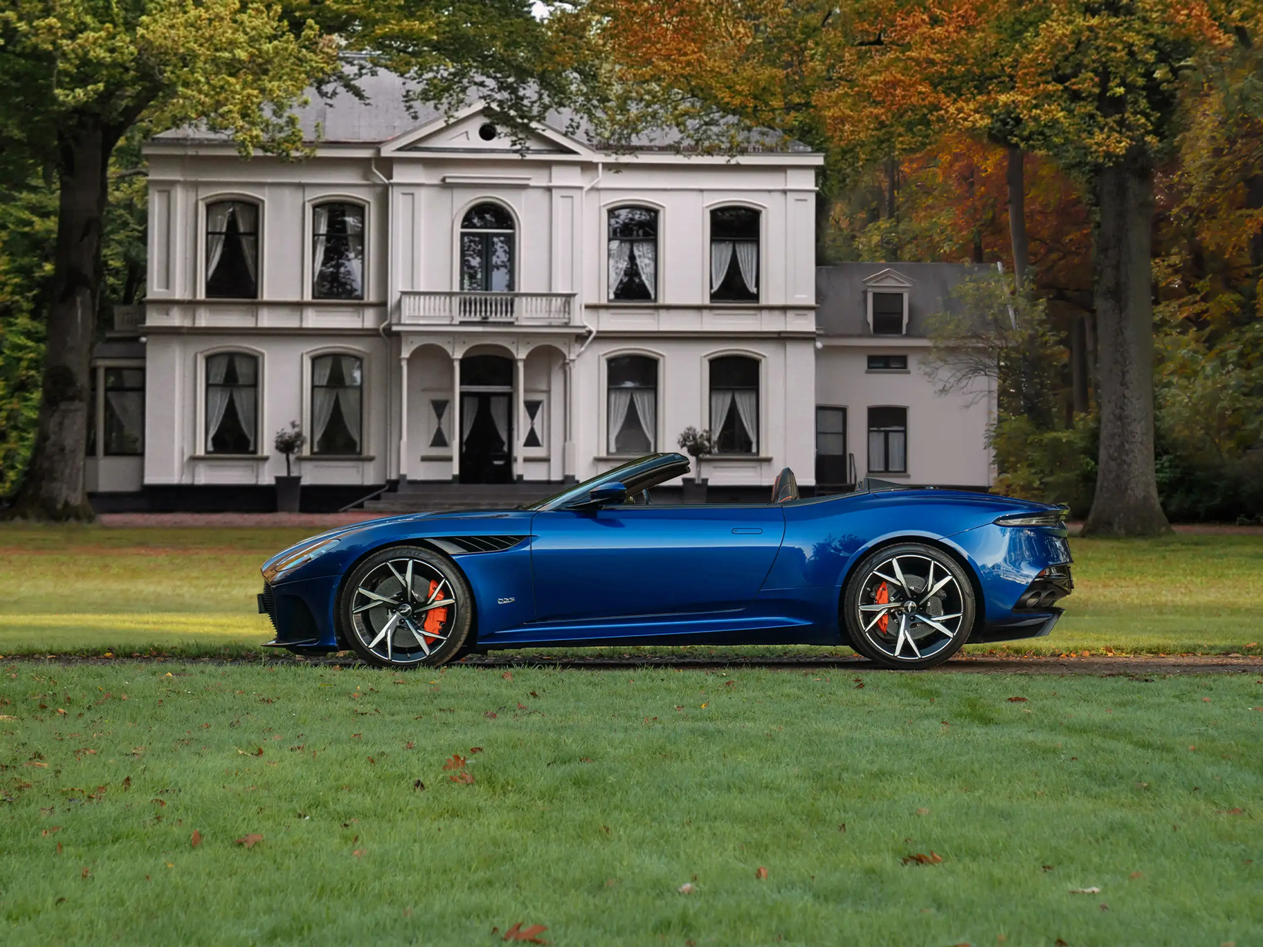 Aston Martin - DBS