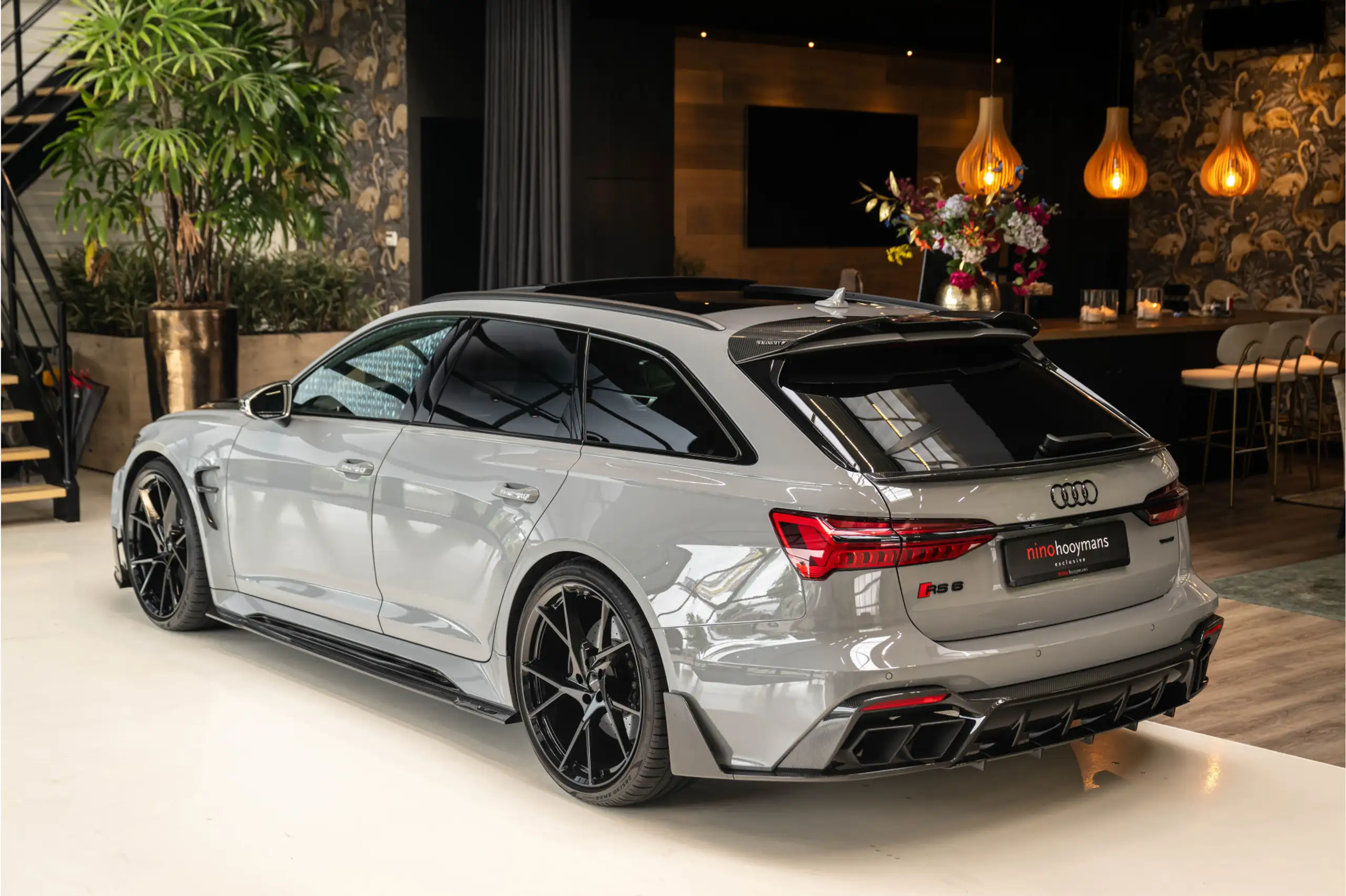 Audi - RS6