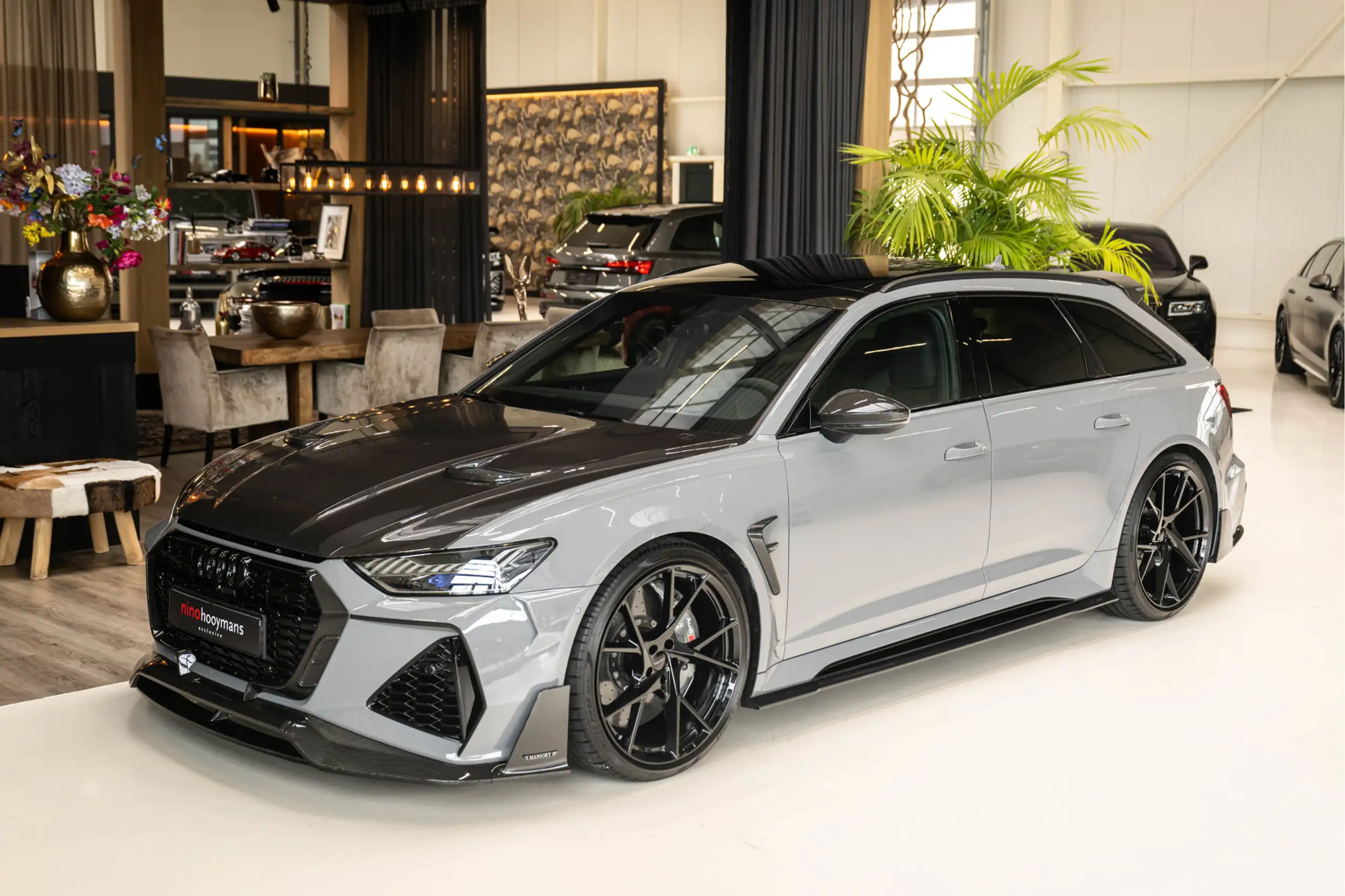 Audi - RS6