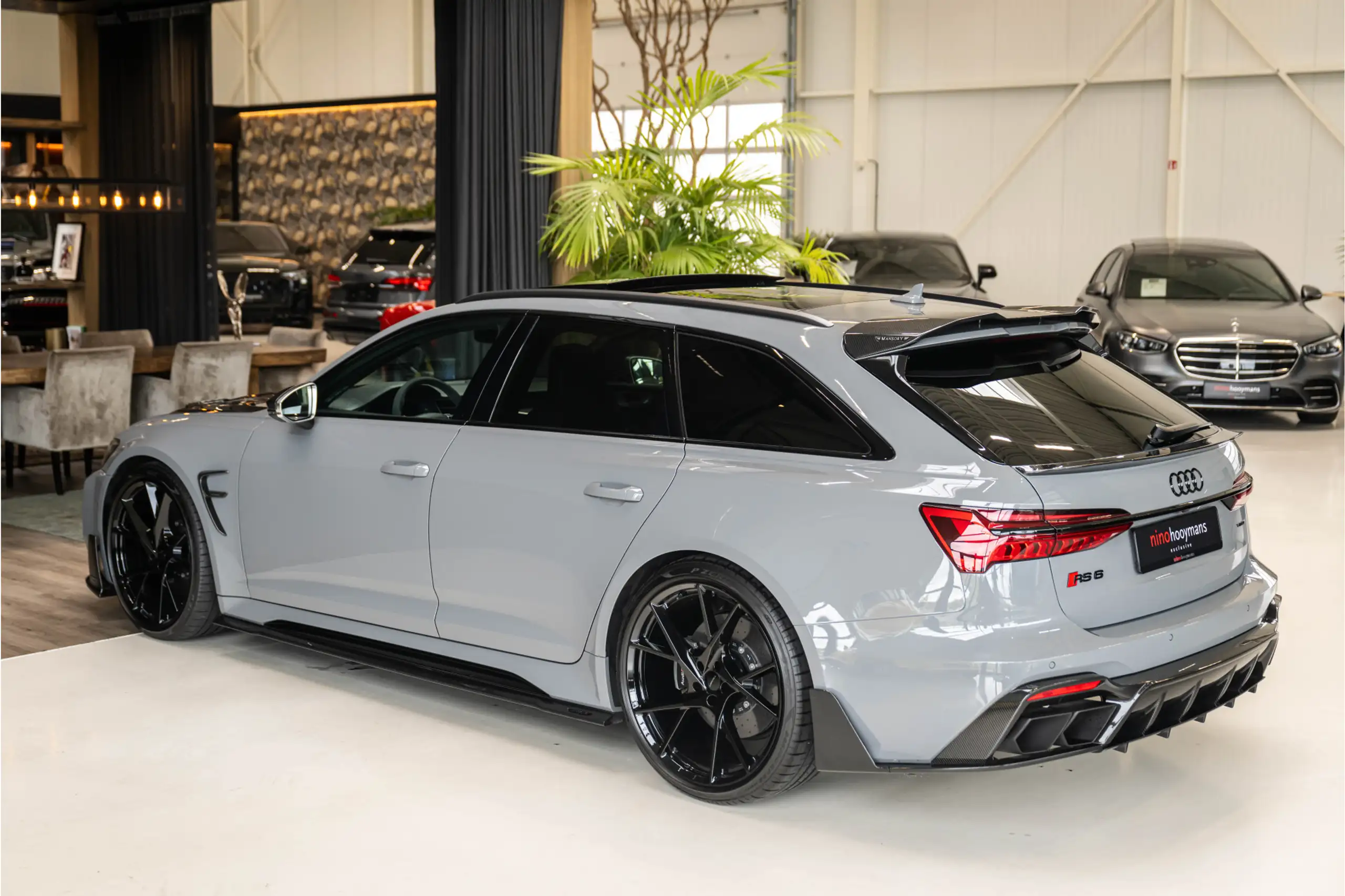 Audi - RS6