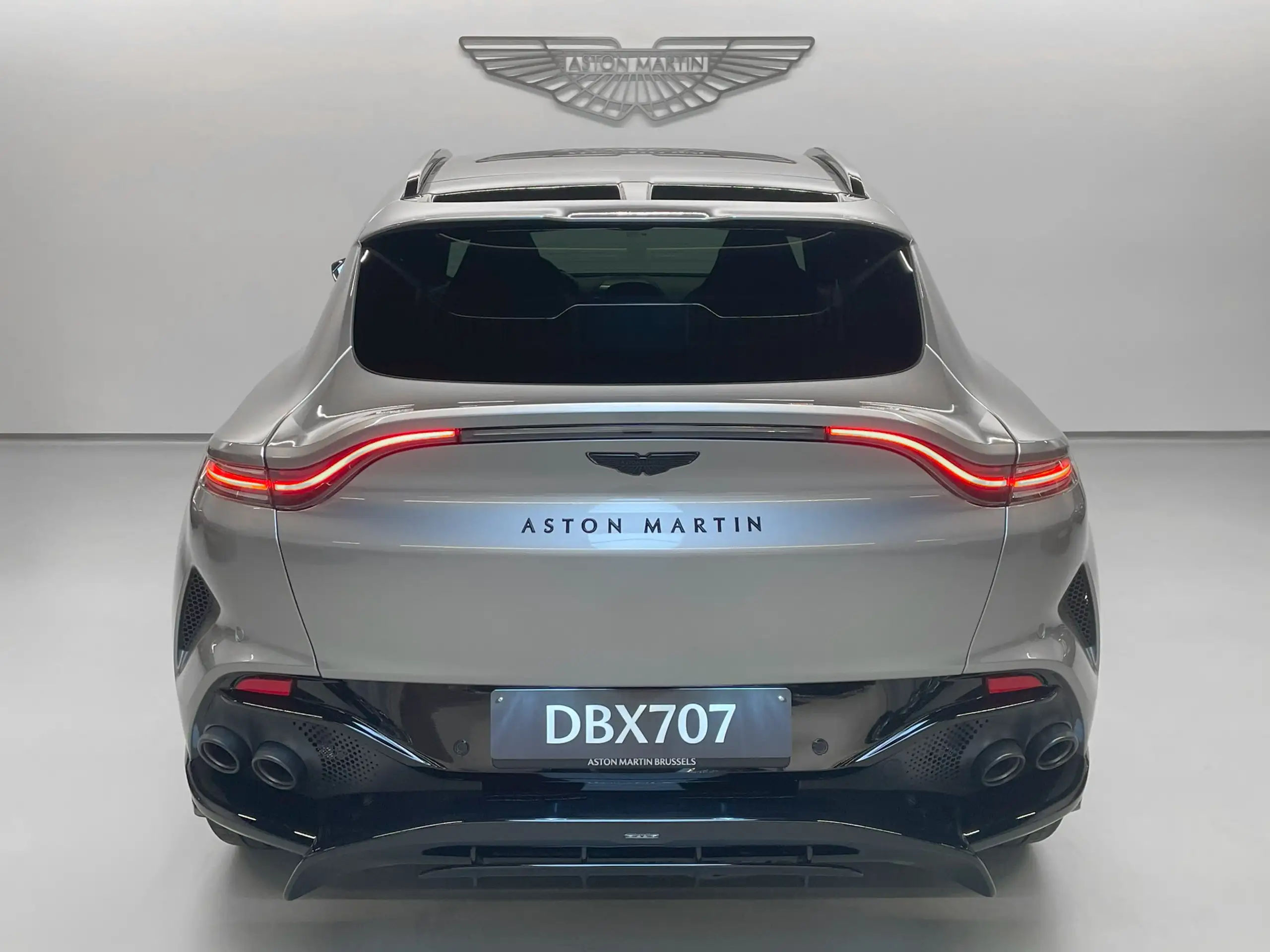 Aston Martin - DBX