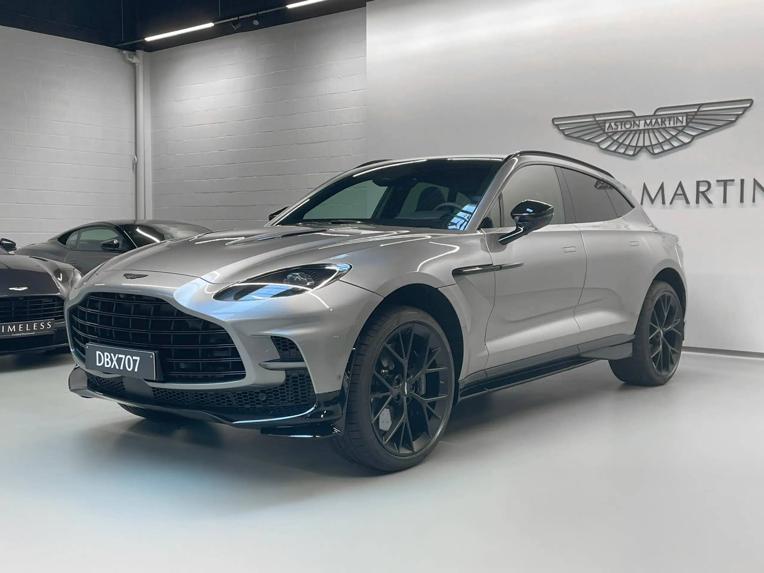 Aston Martin - DBX