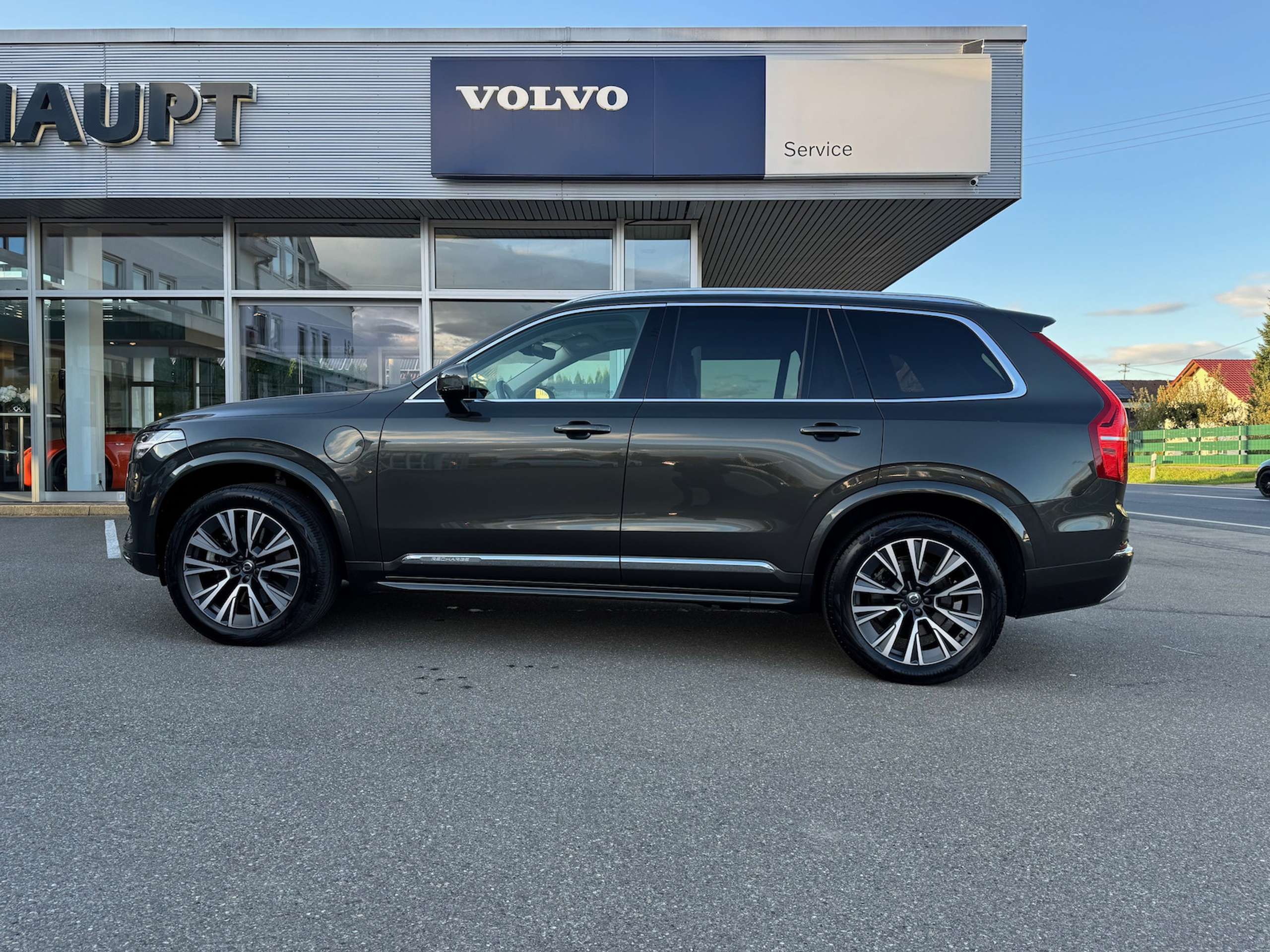 Volvo - XC90