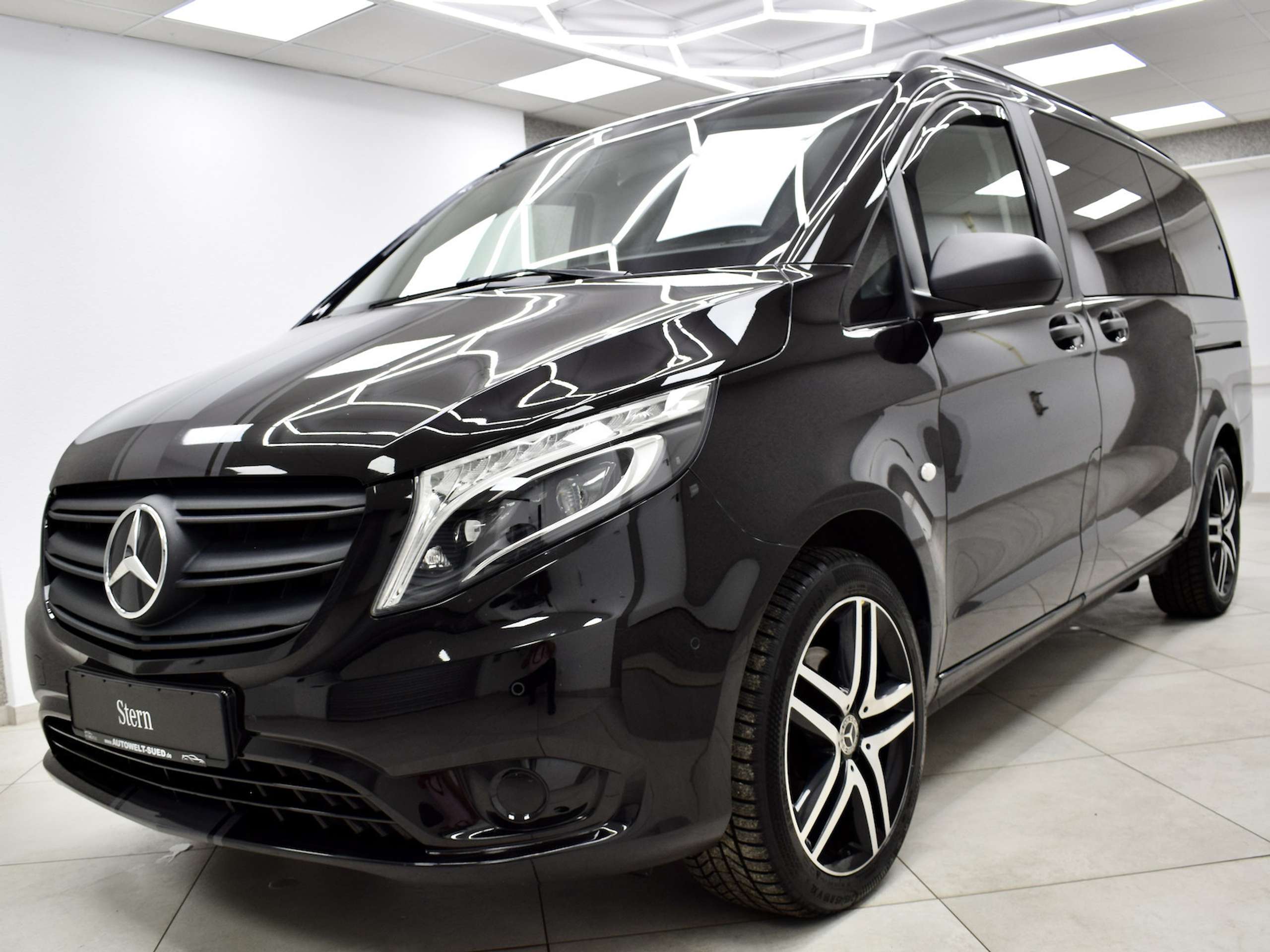 Mercedes-Benz - Vito