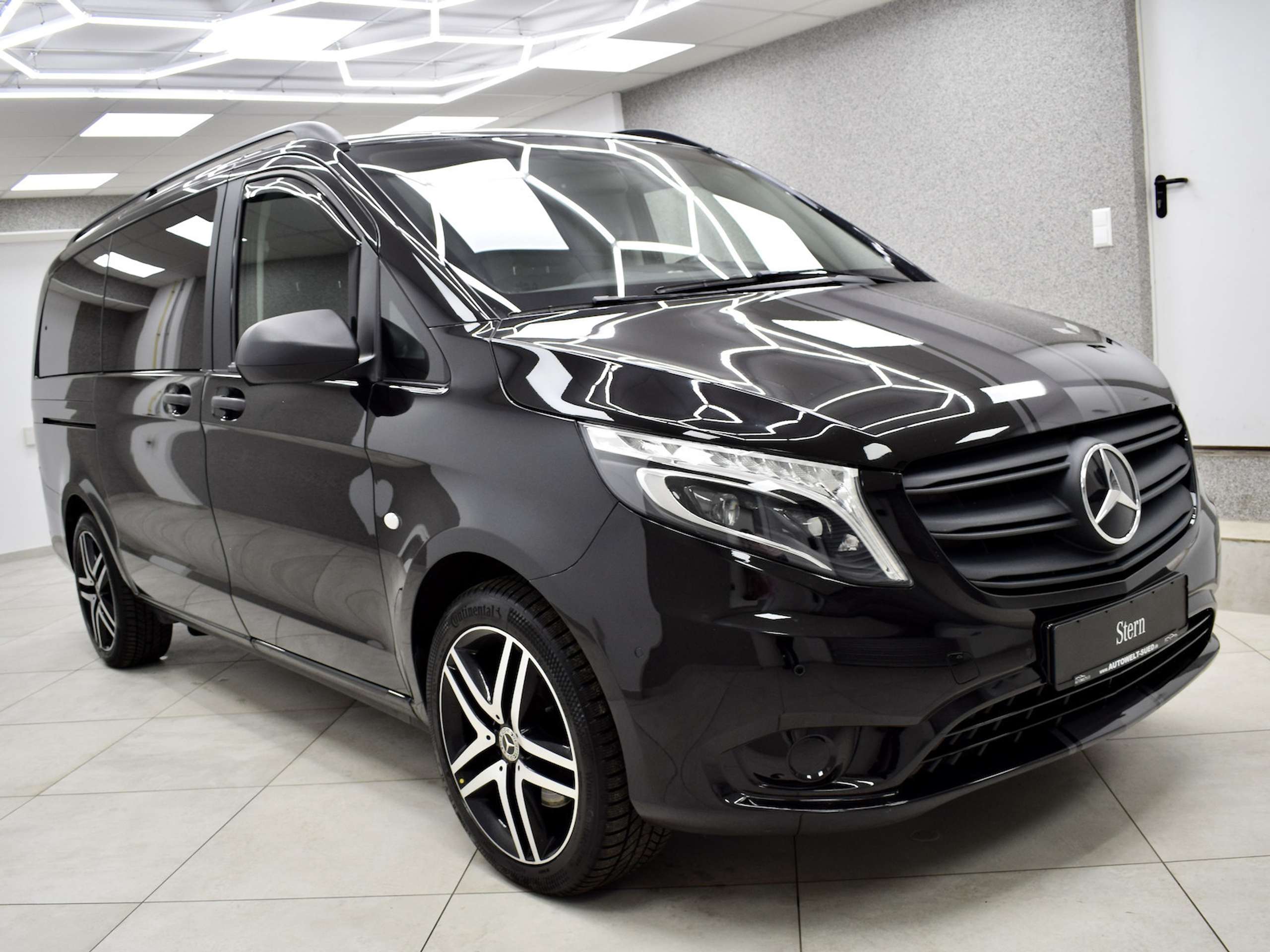 Mercedes-Benz - Vito