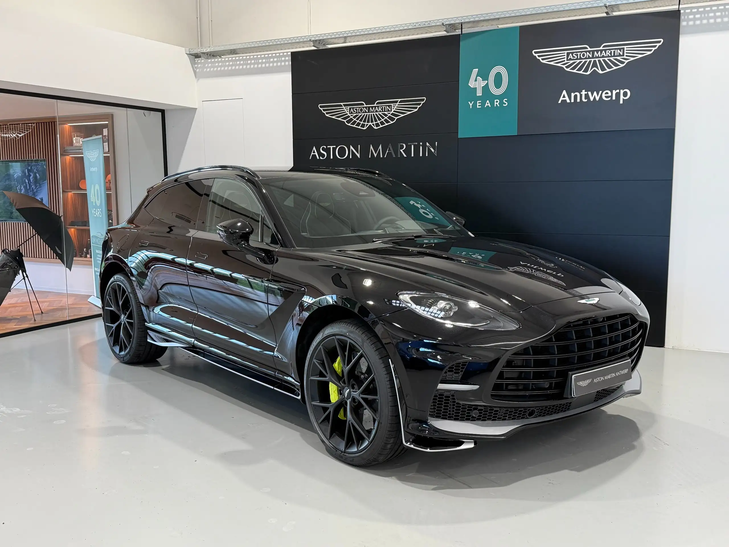 Aston Martin - DBX