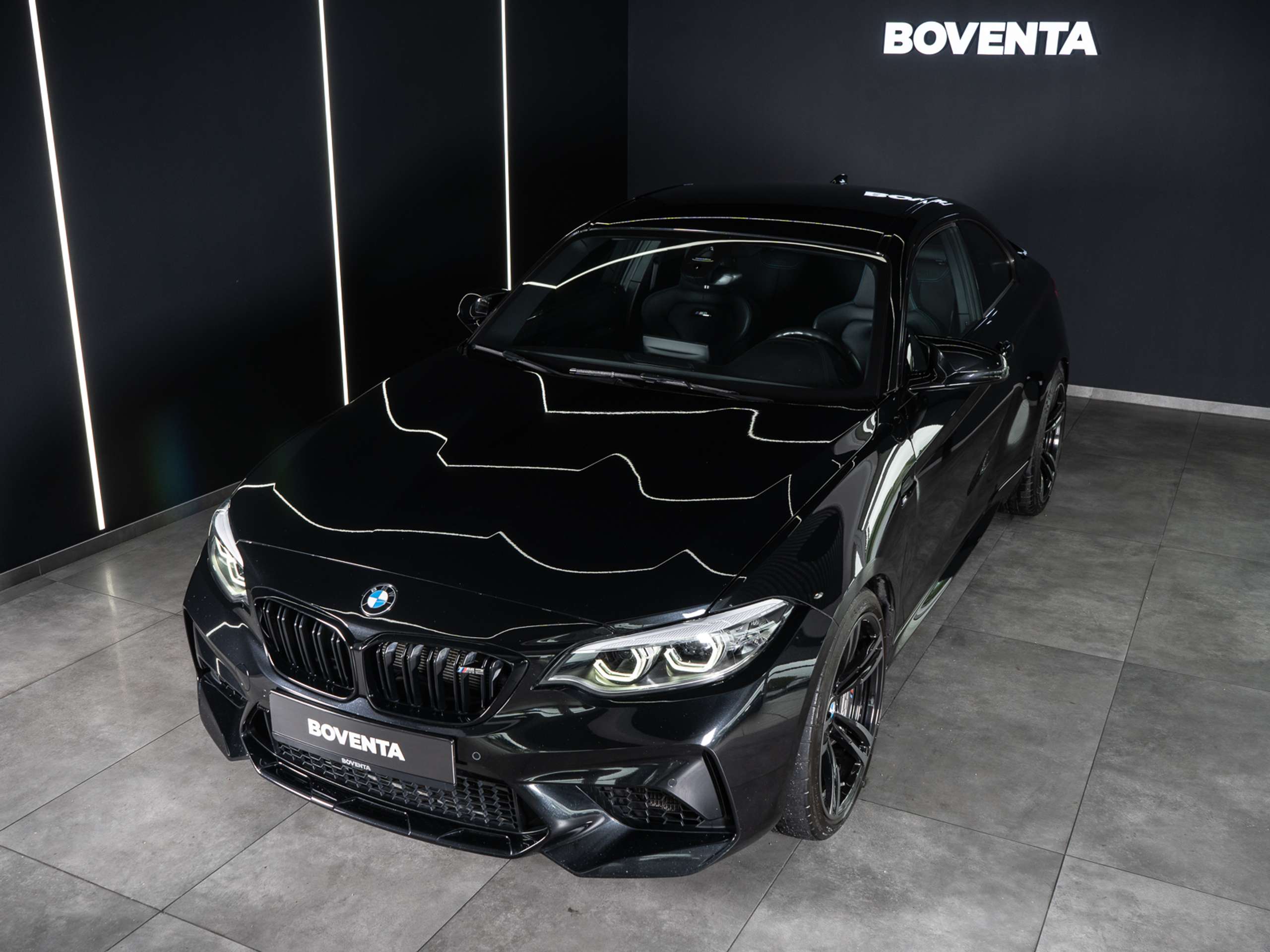 BMW - M2