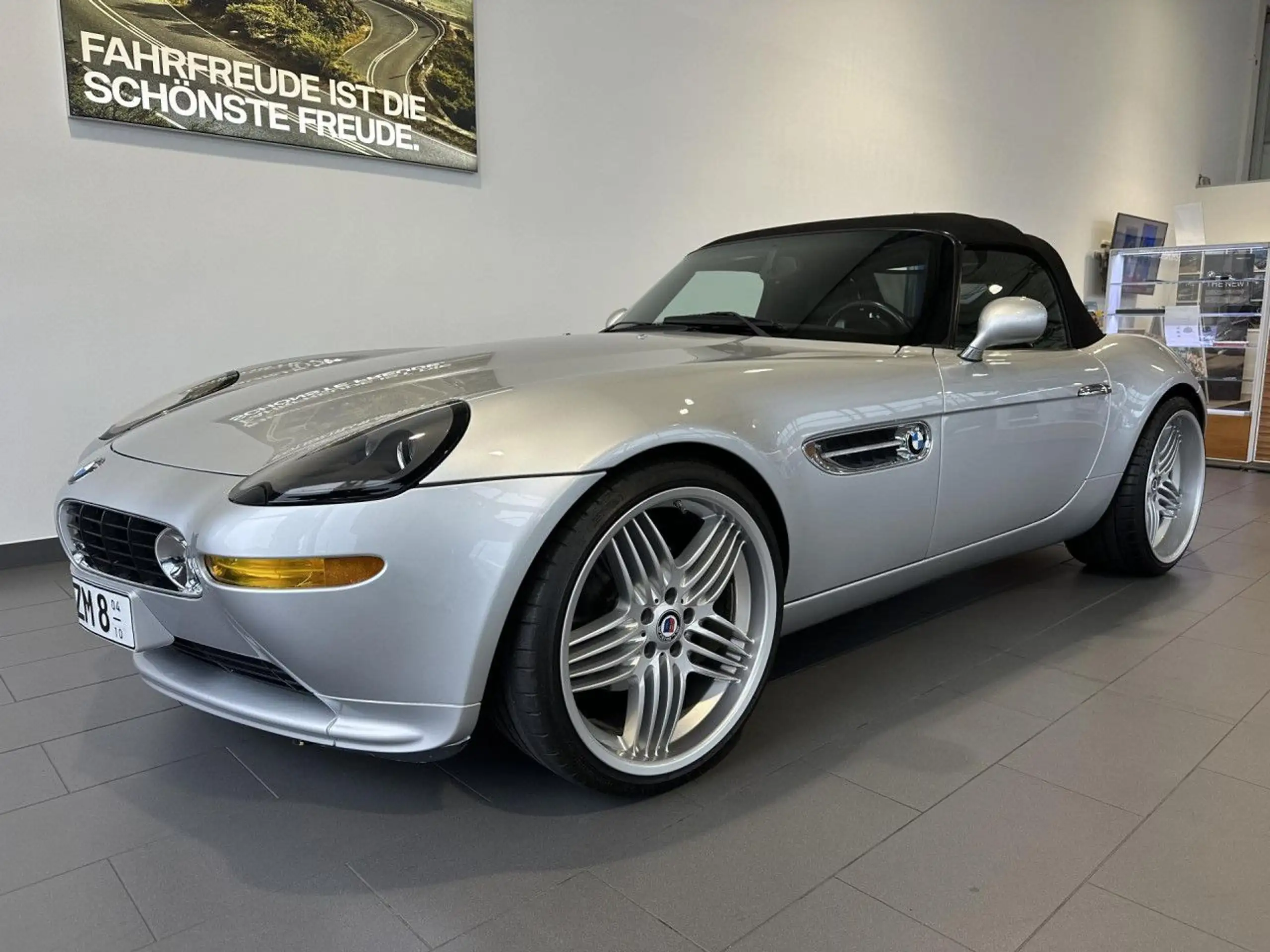 BMW - Z8