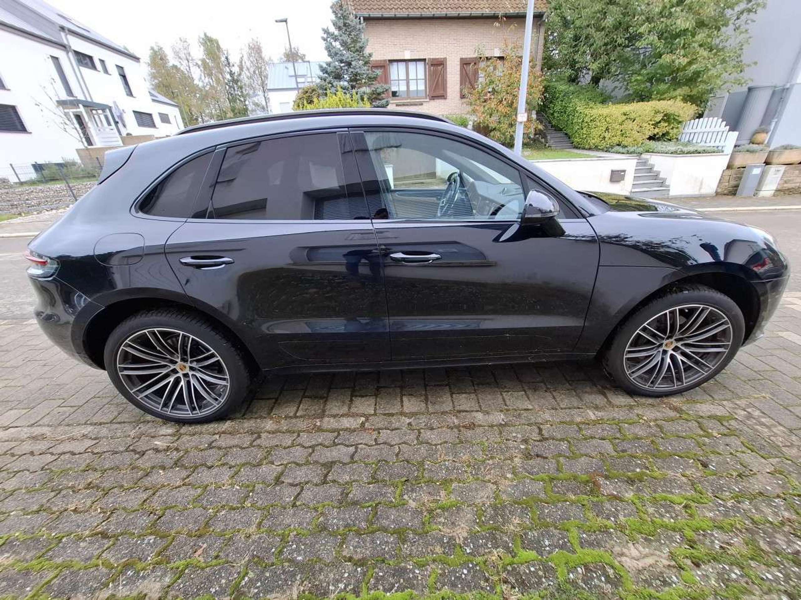 Porsche - Macan