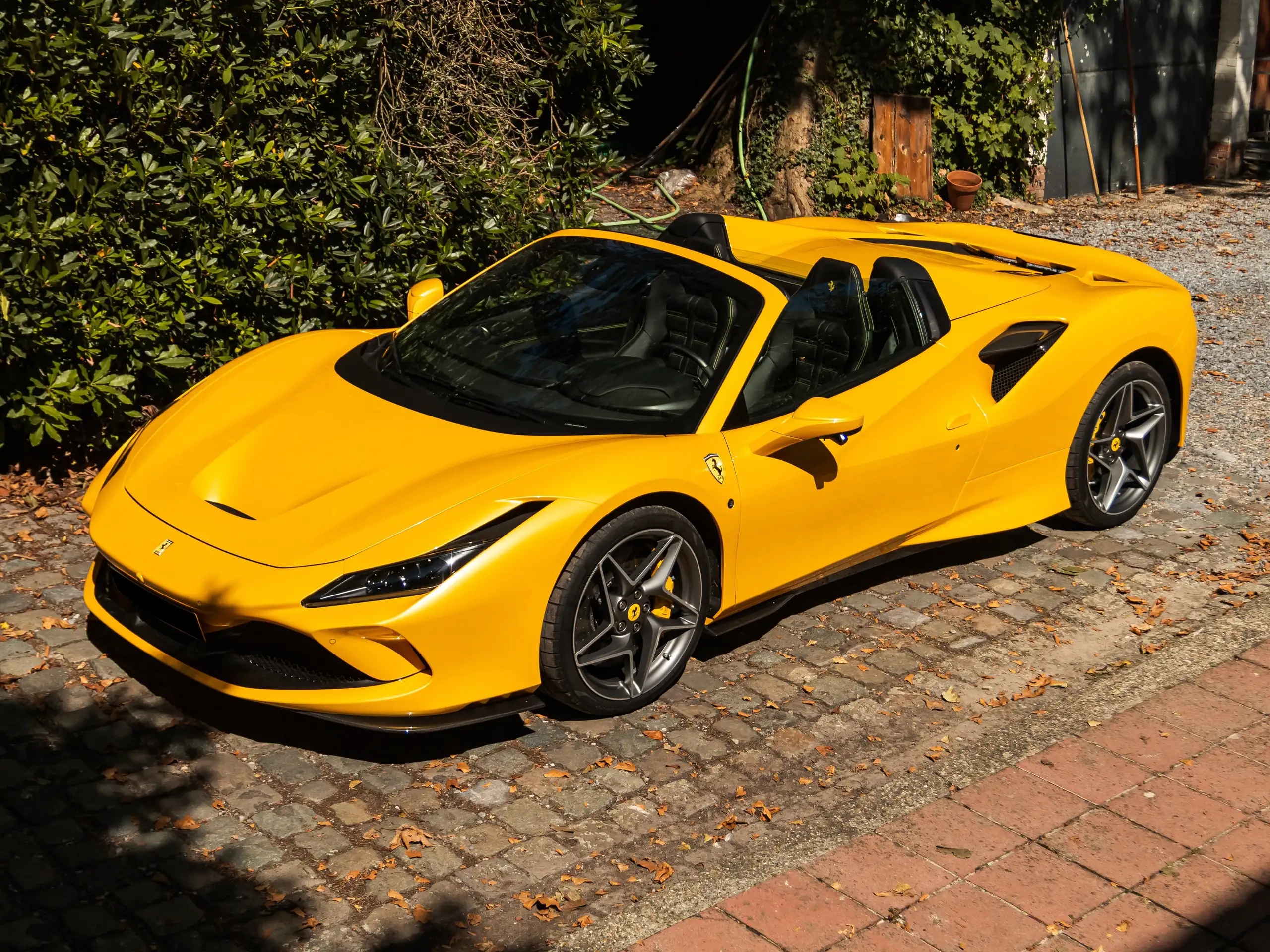 Ferrari - F8 Spider