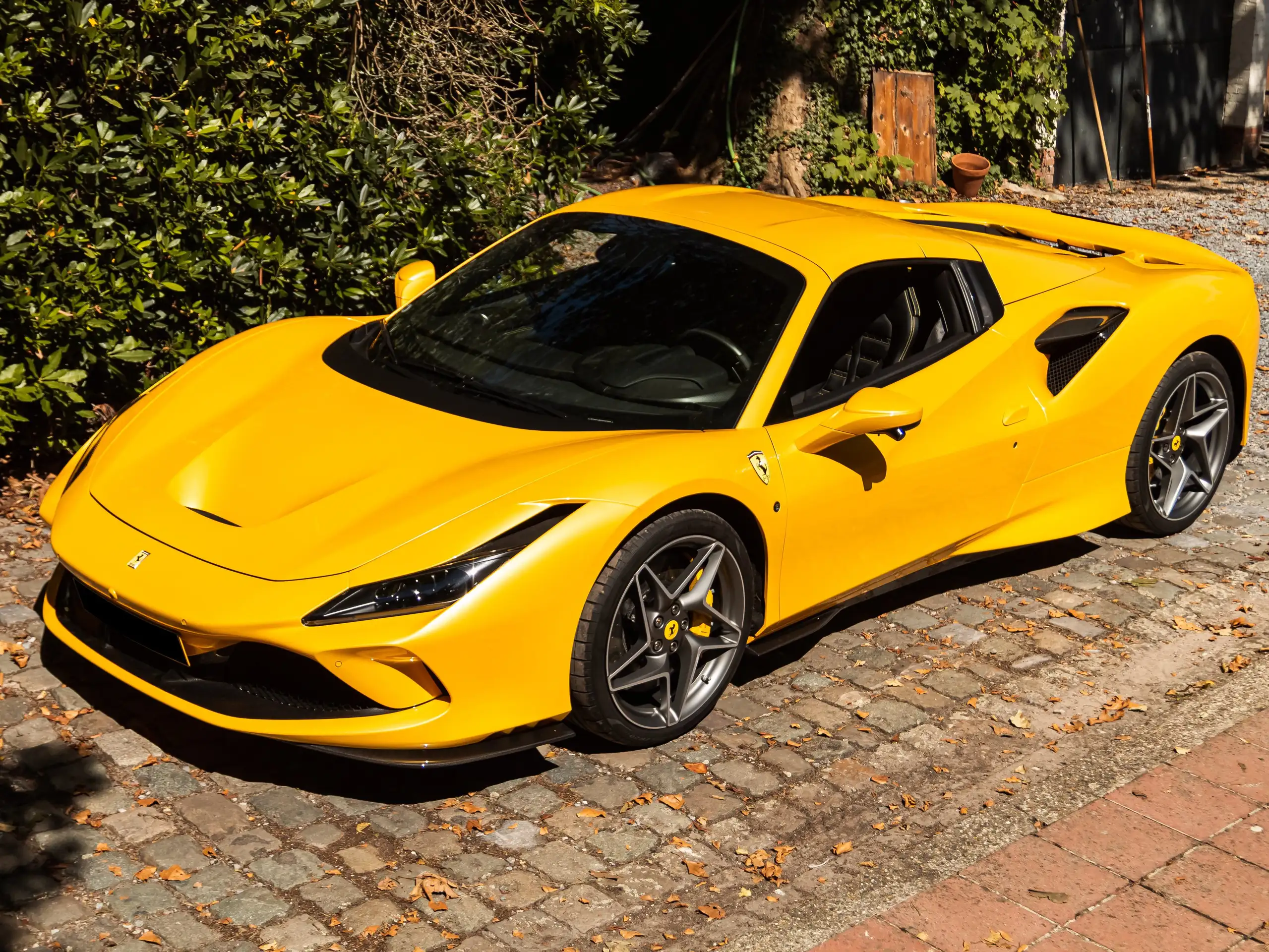 Ferrari - F8 Spider