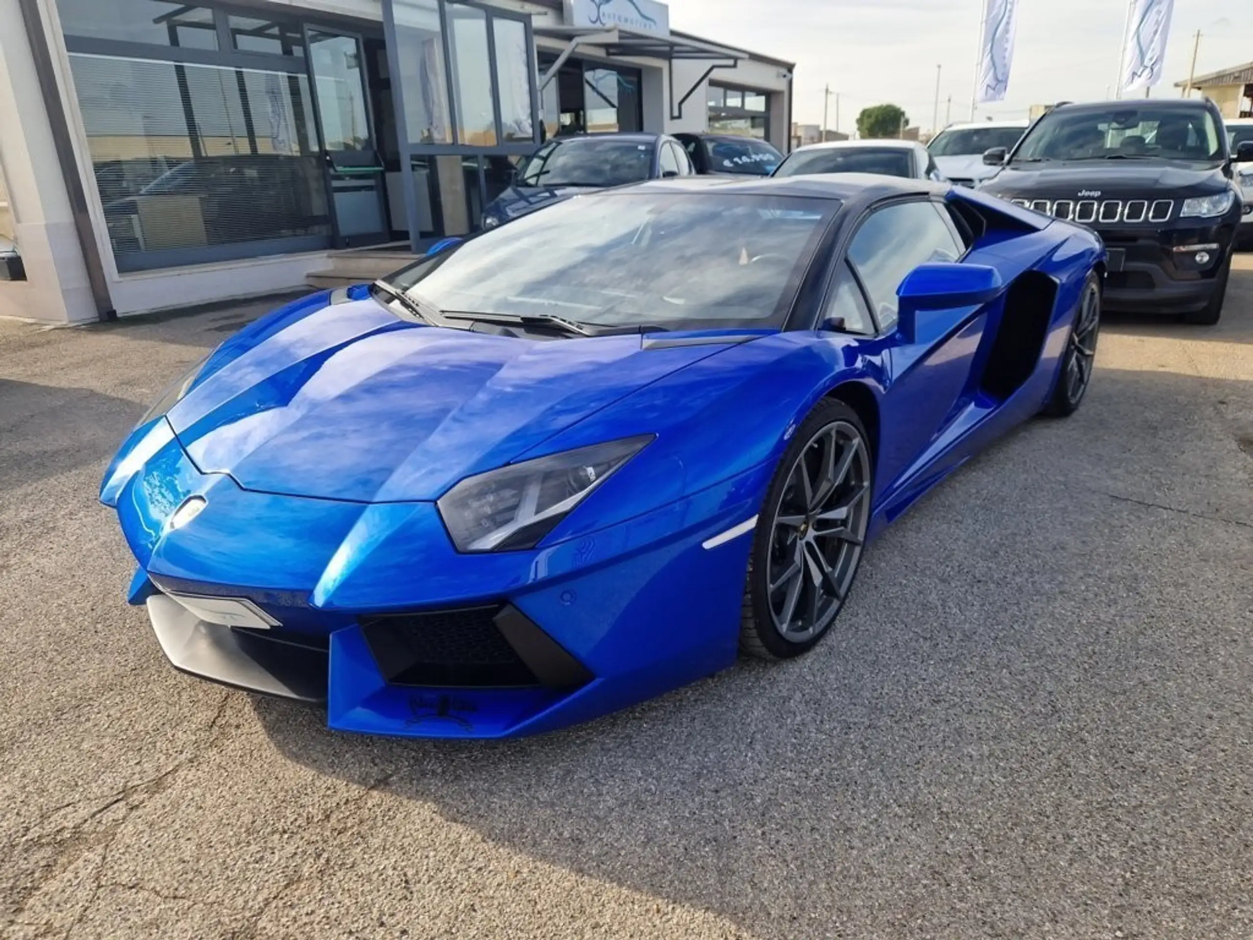 Lamborghini - Aventador