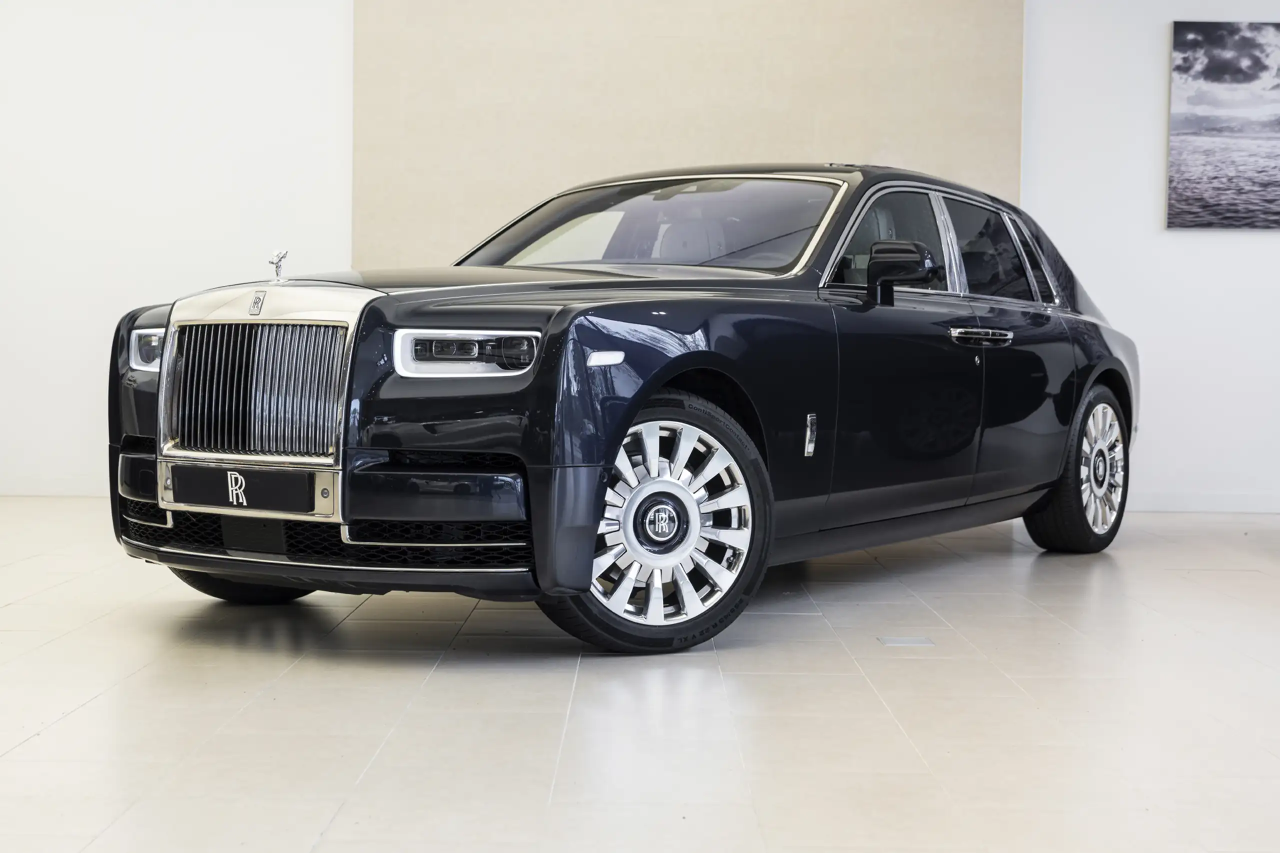 Rolls-Royce - Phantom