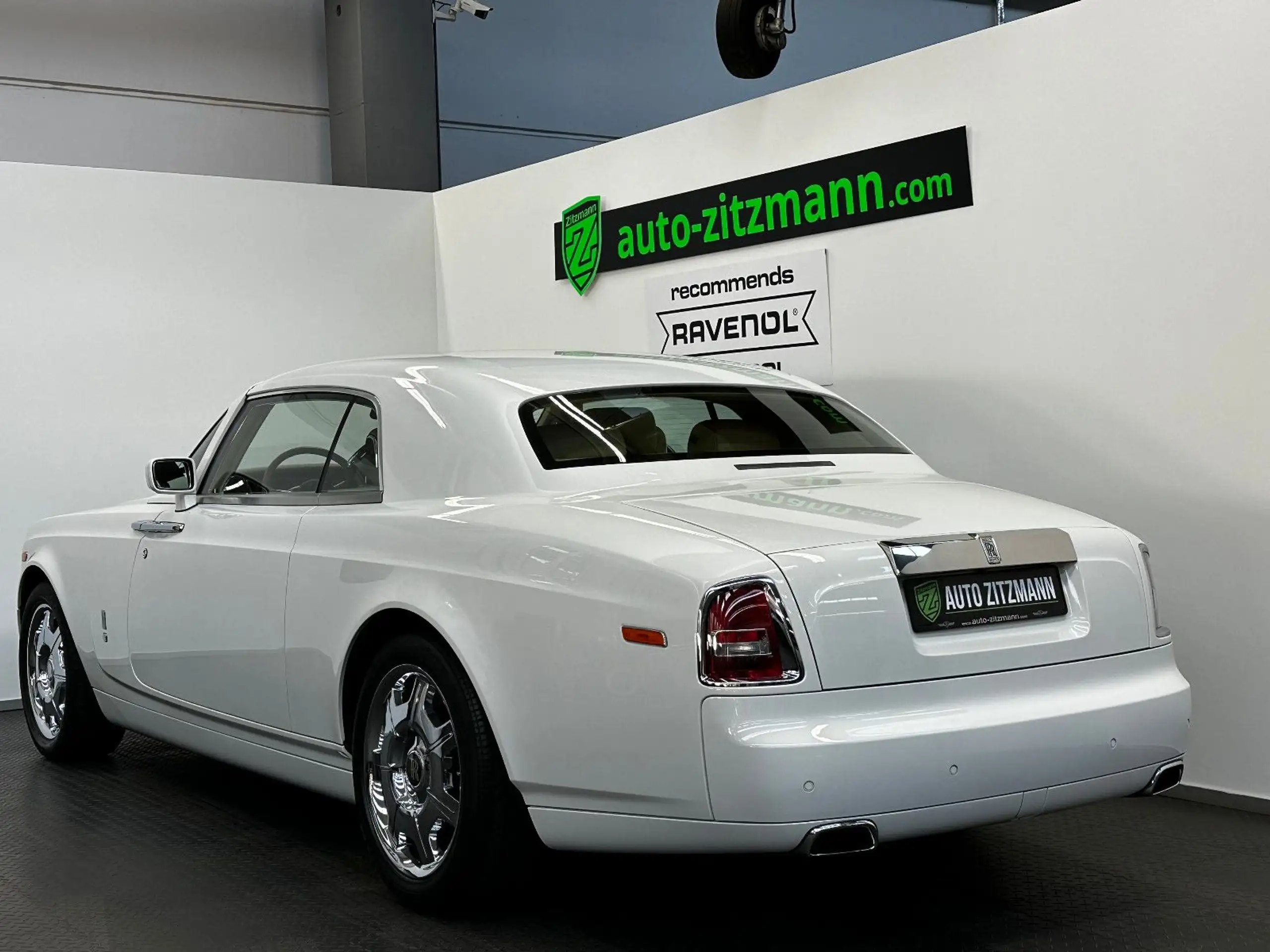 Rolls-Royce - Phantom