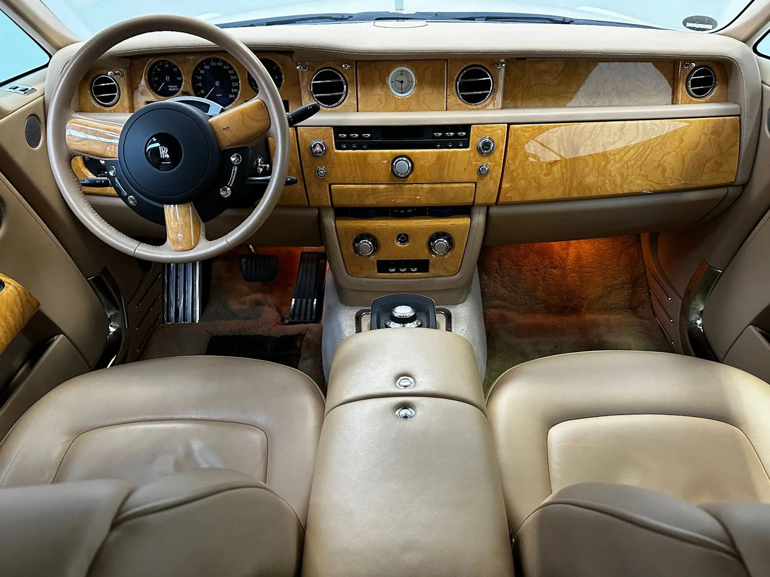 Rolls-Royce - Phantom