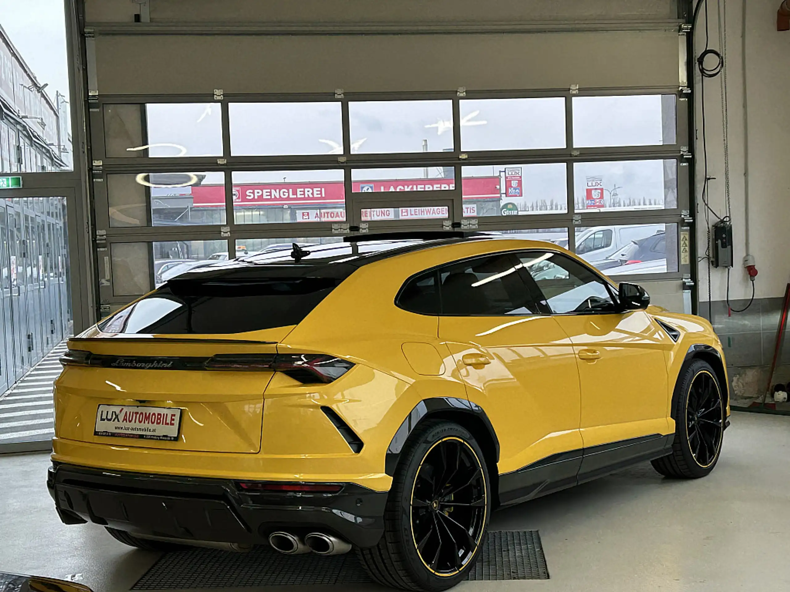 Lamborghini - Urus