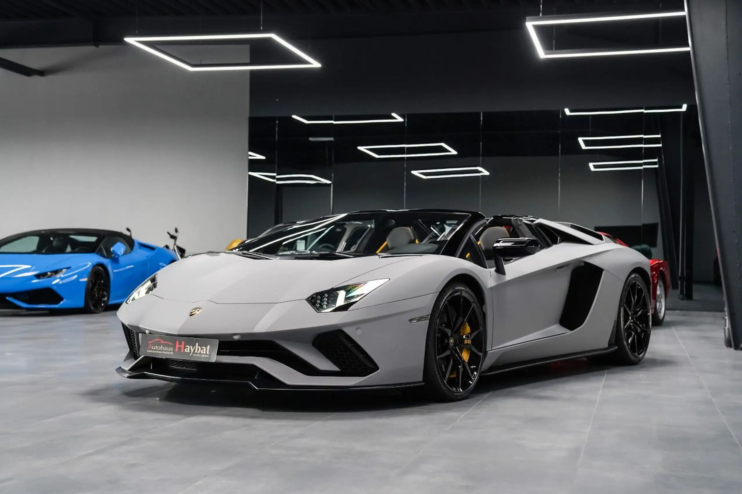 Lamborghini - Aventador