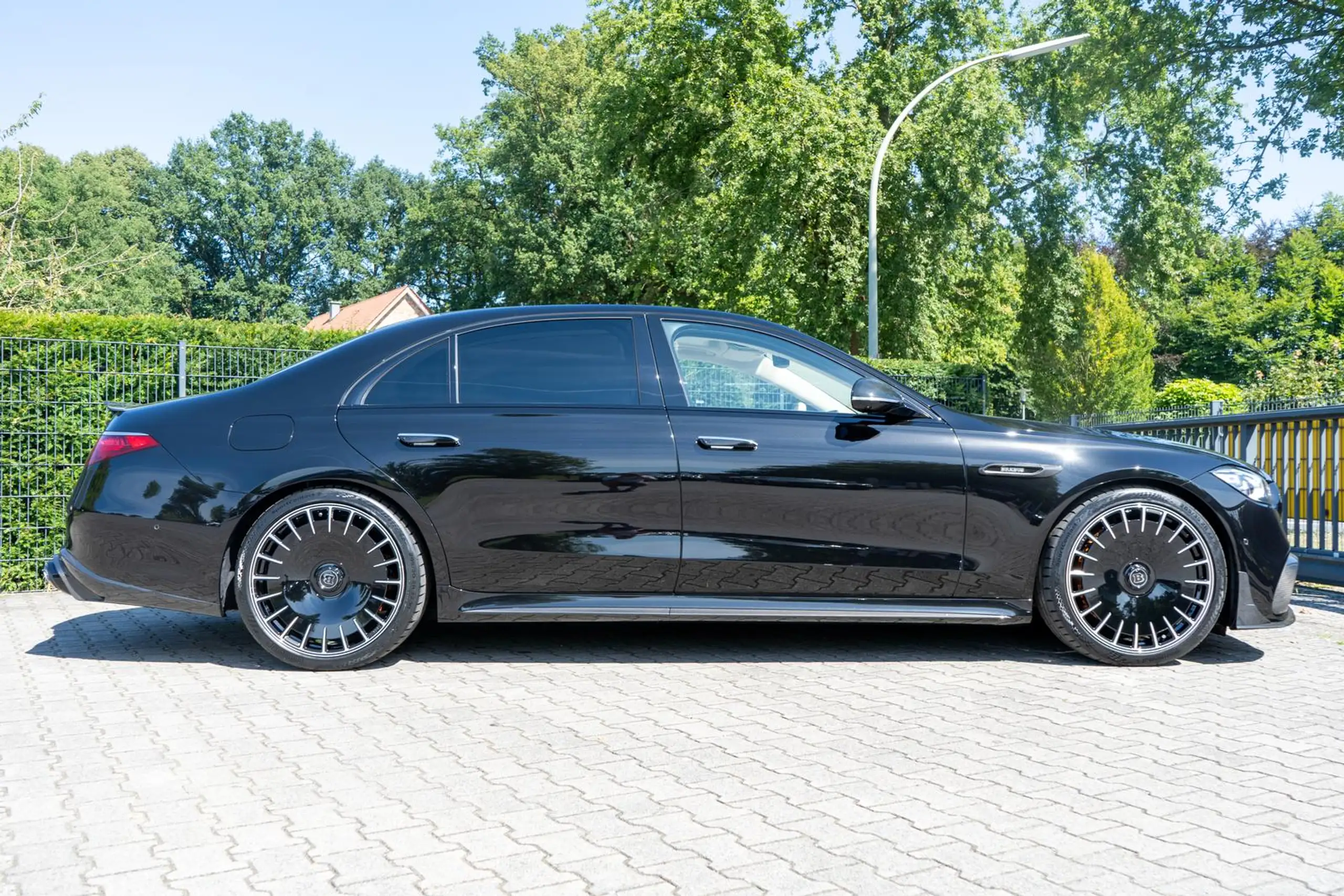 Mercedes-Benz - S 63 AMG