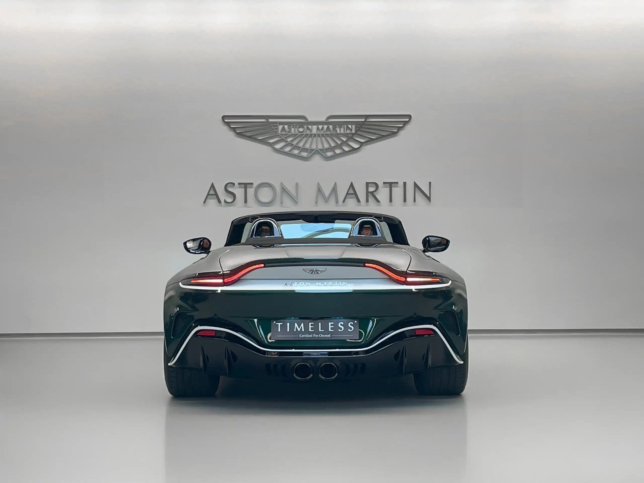 Aston Martin - Vantage