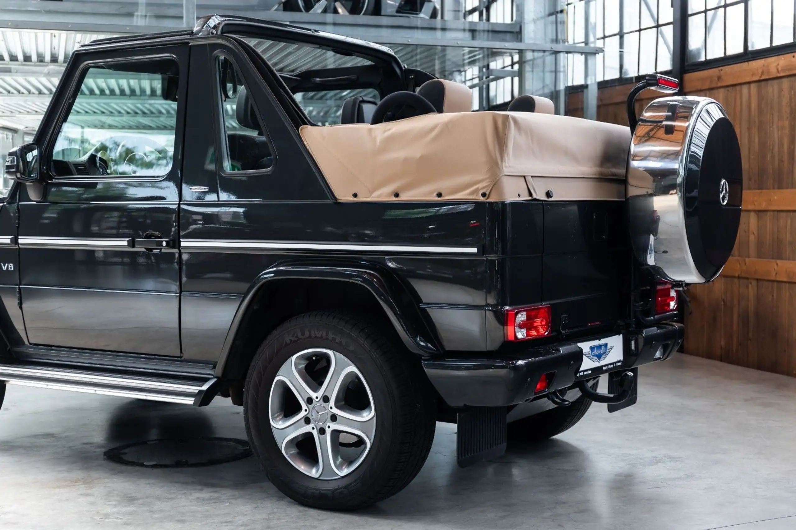 Mercedes-Benz - G 500