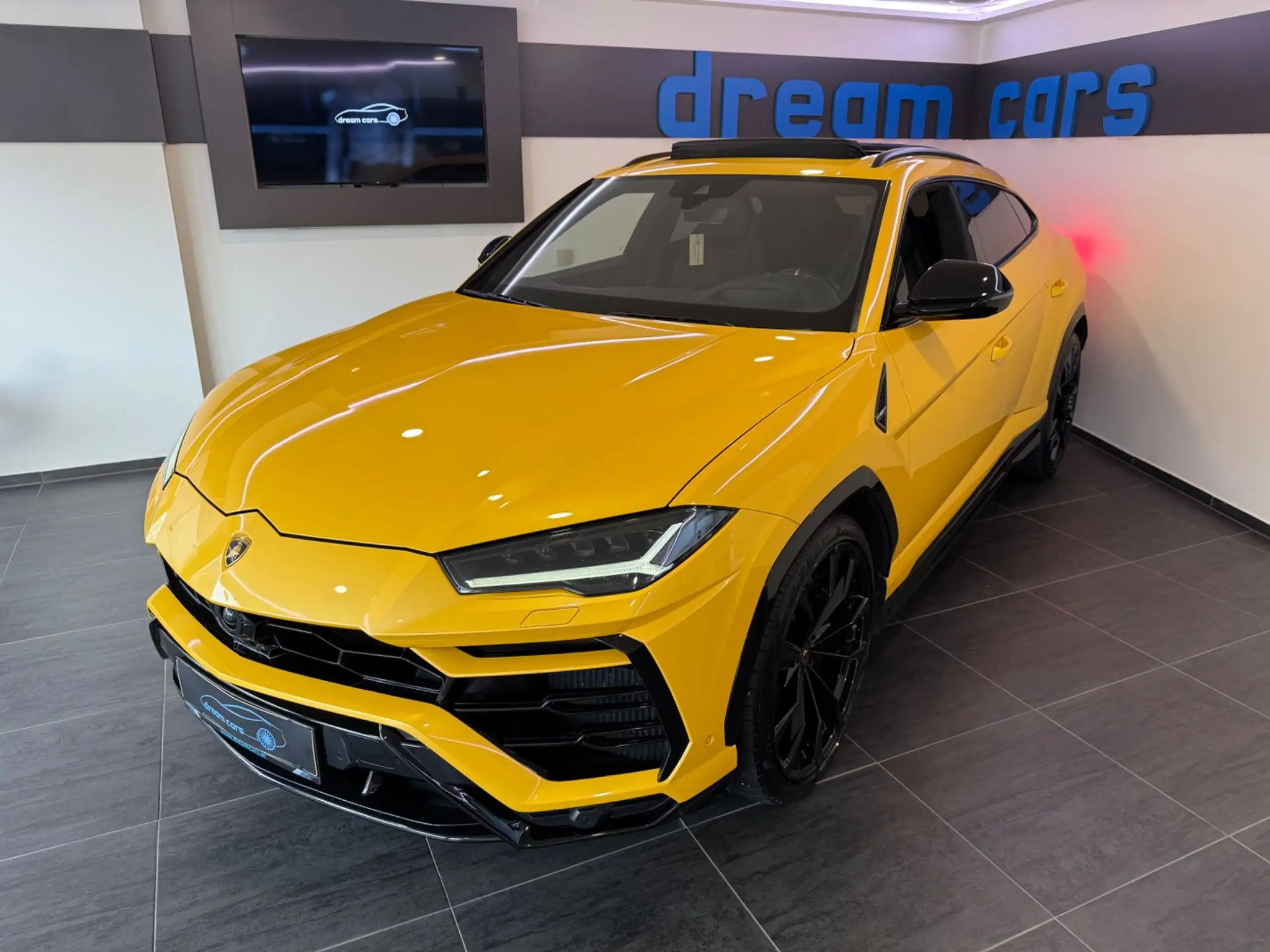 Lamborghini - Urus