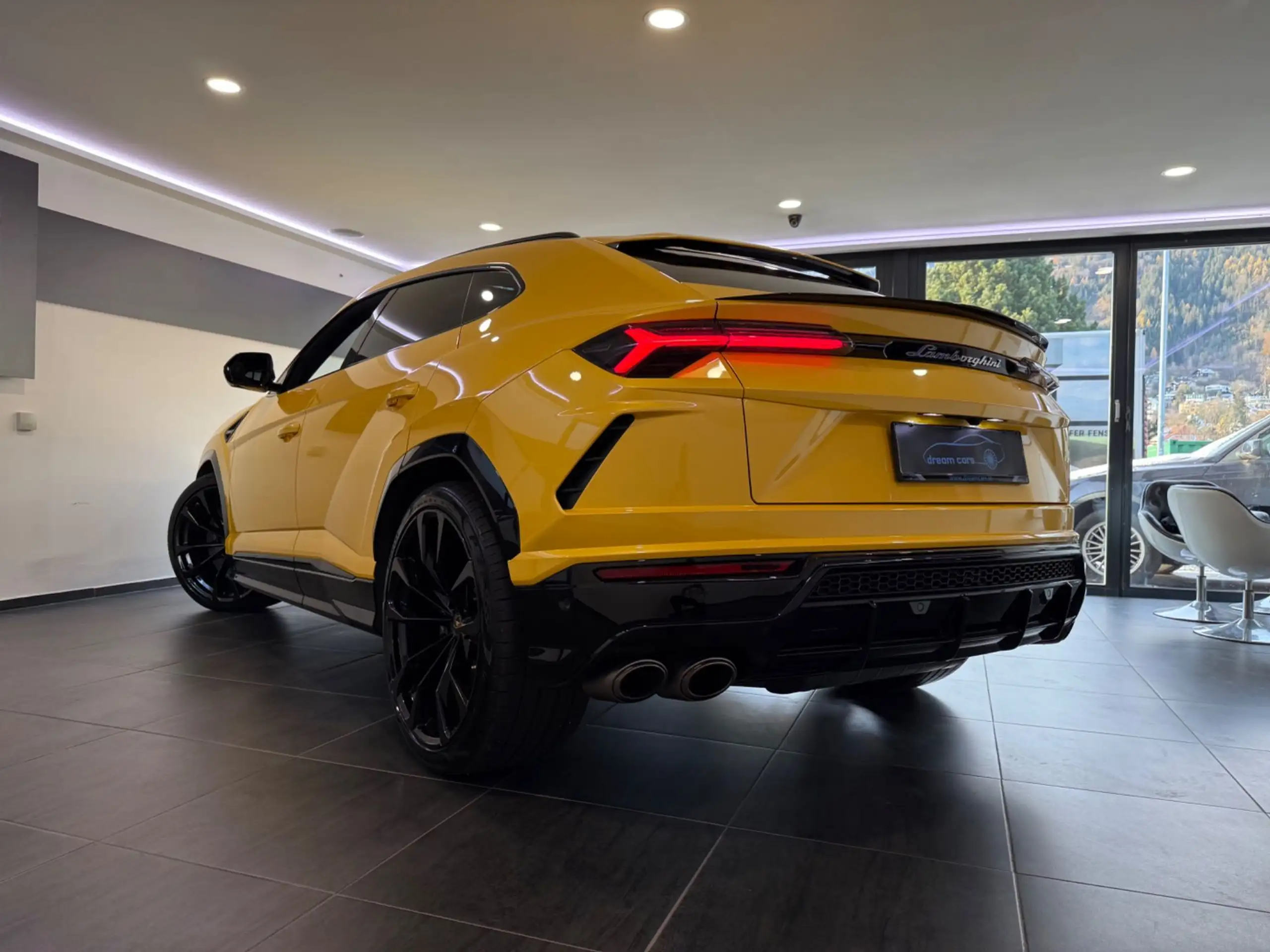 Lamborghini - Urus