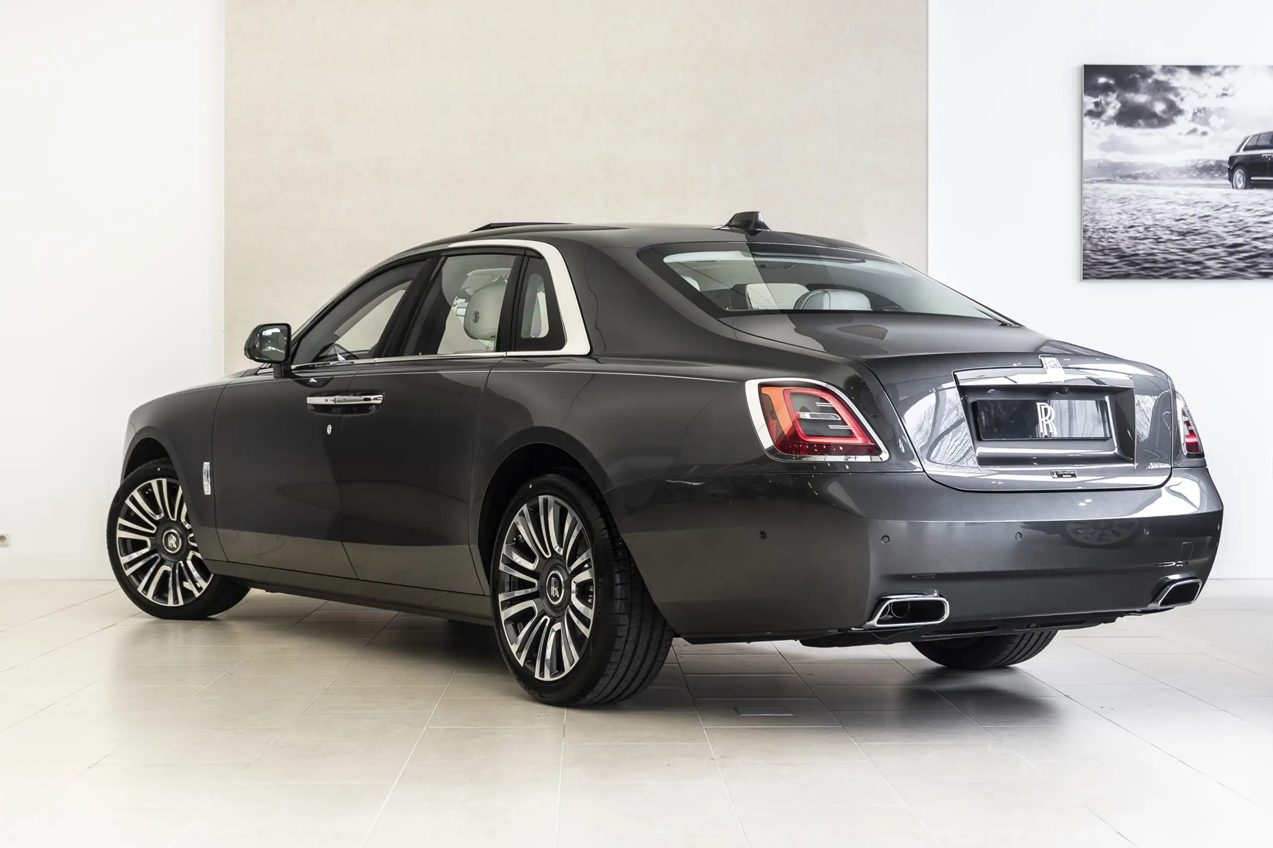 Rolls-Royce - Ghost