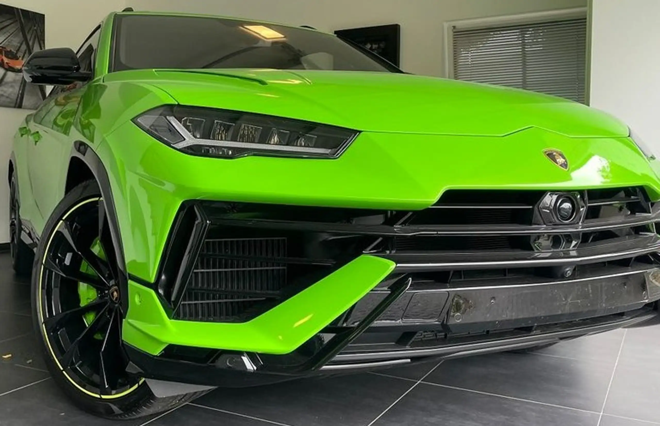 Lamborghini - Urus