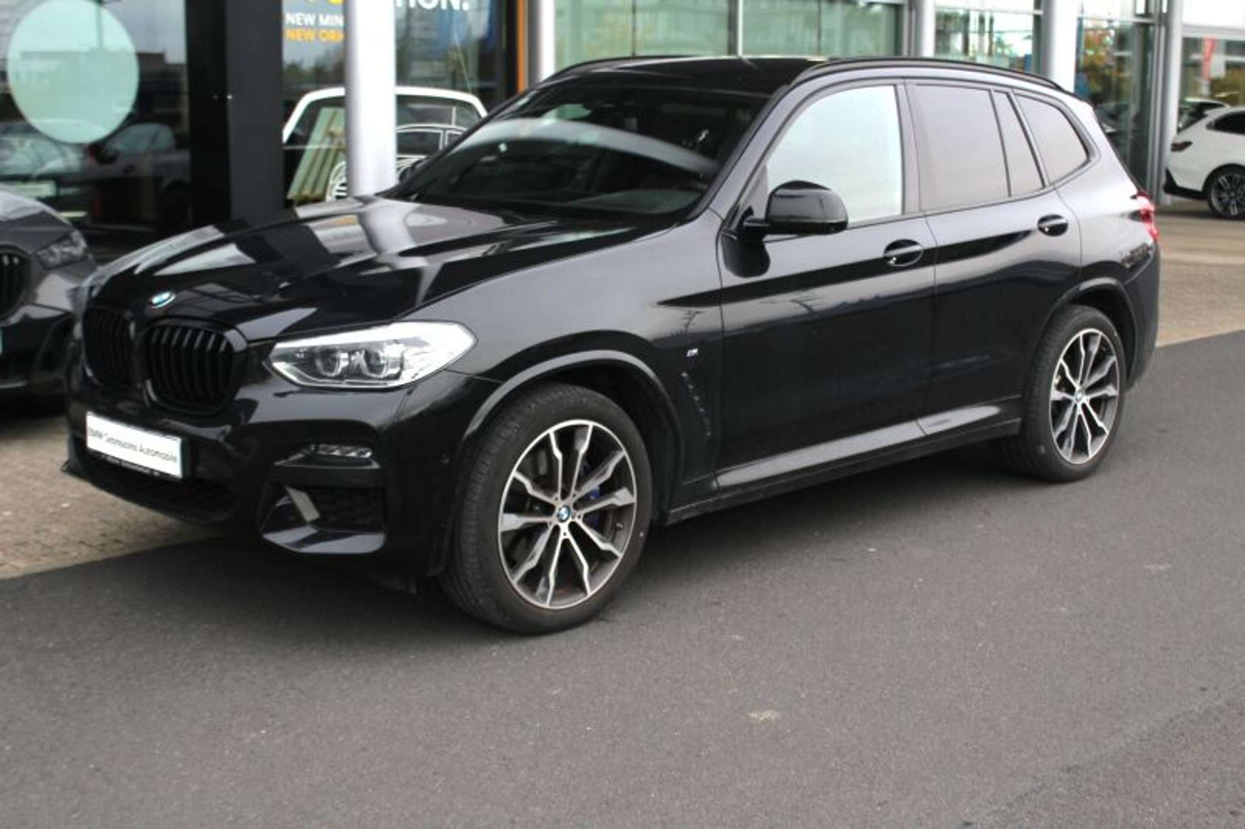 BMW - X3