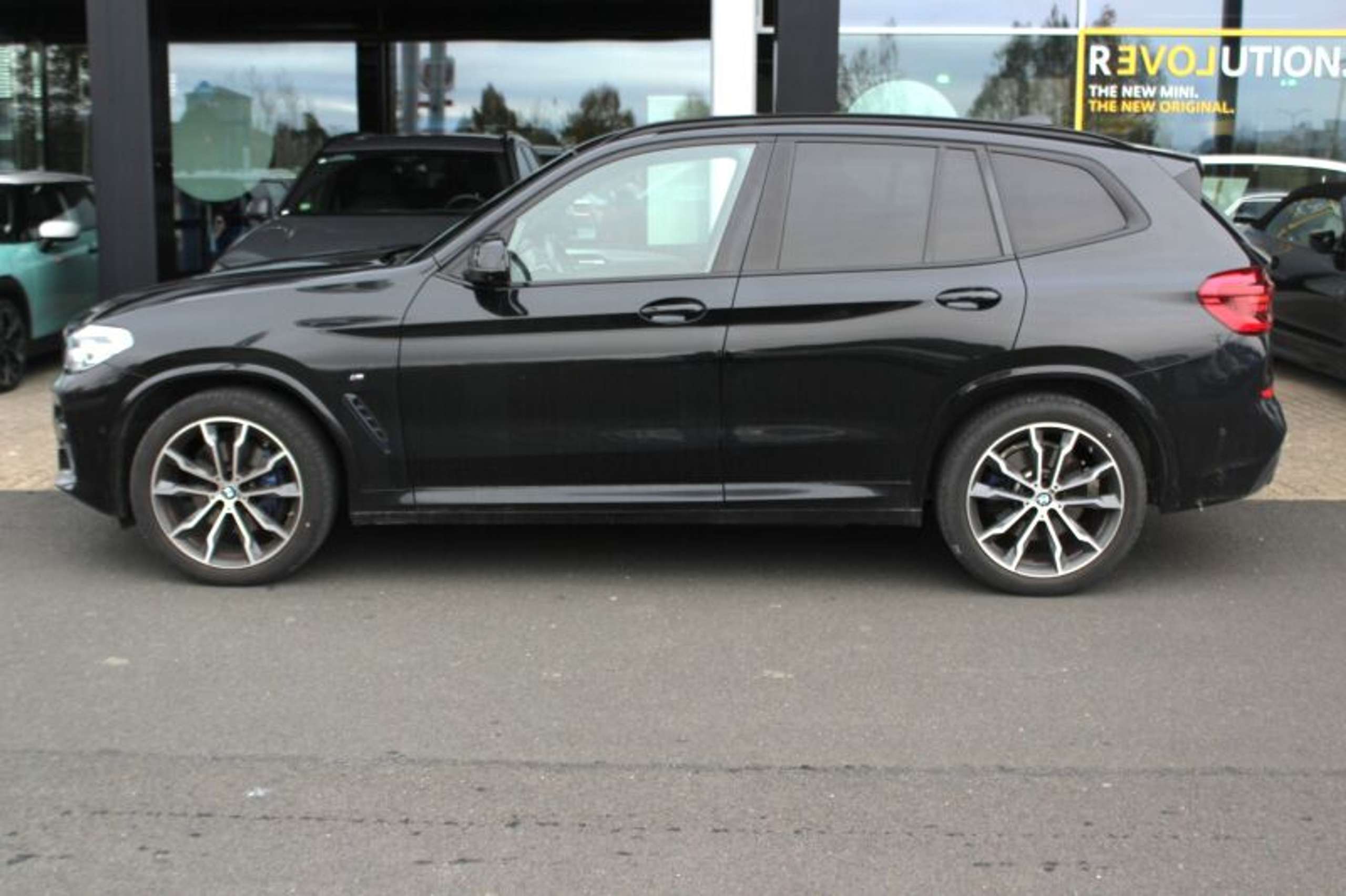 BMW - X3